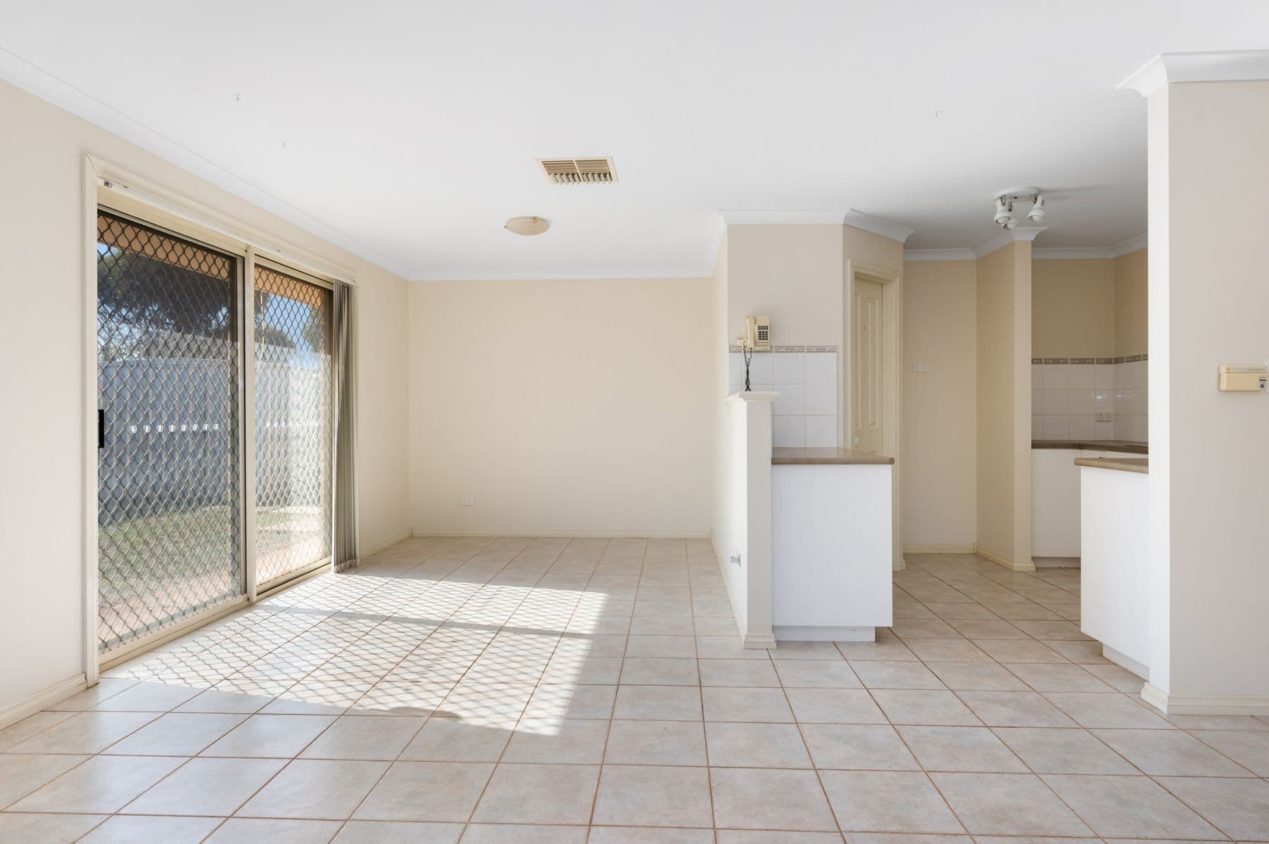 1/33 George Street, Kalgoorlie WA 6430, Kalgoorlie - Thumbnail 7