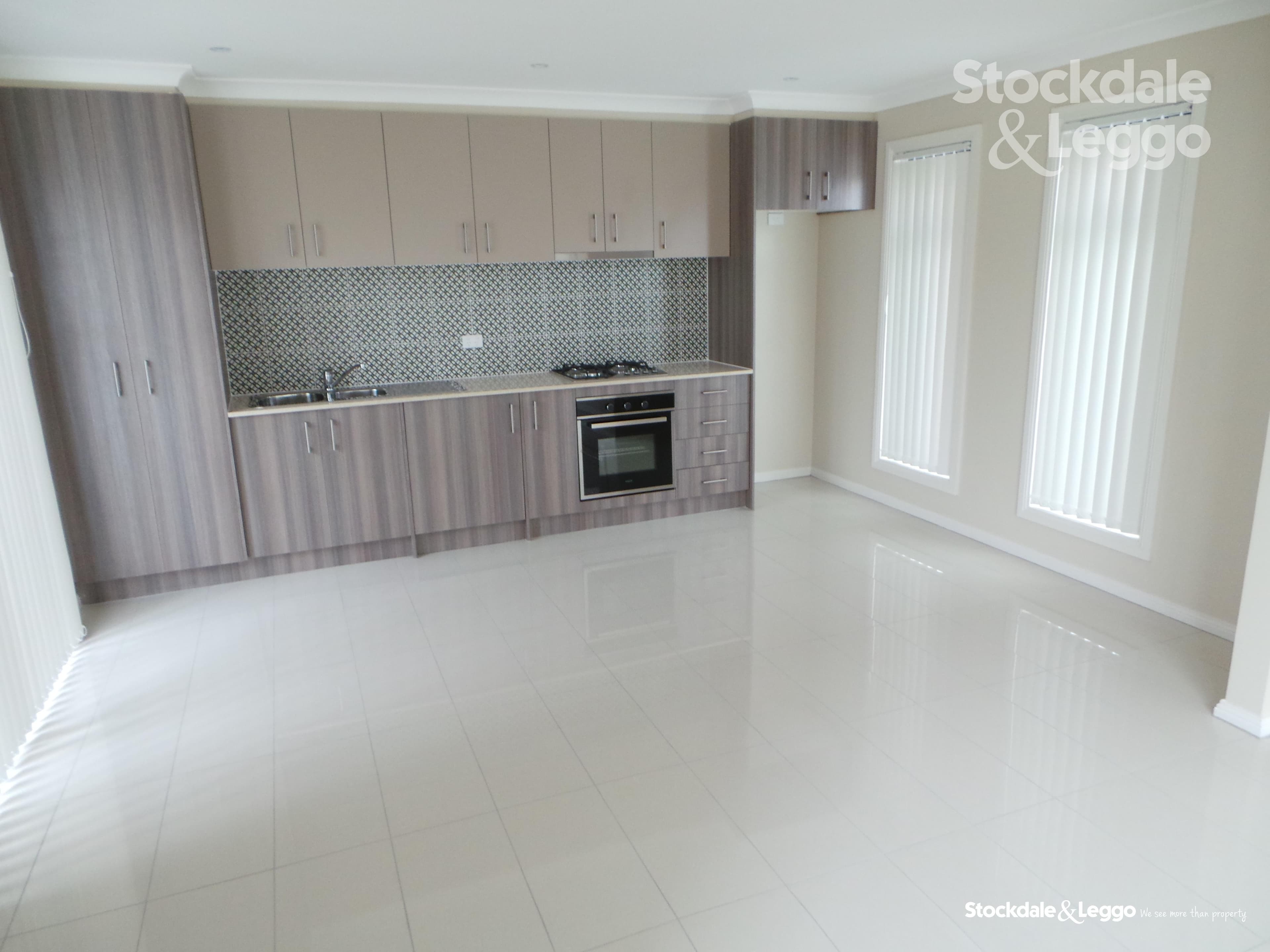 1/7 McFarlane Crescent, Dandenong VIC, Dandenong - Thumbnail 3