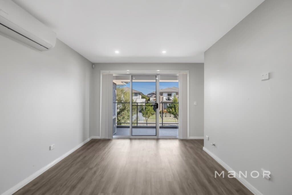 1 23 Kingfield Road North Kellyville, North Kellyville - Thumbnail 3