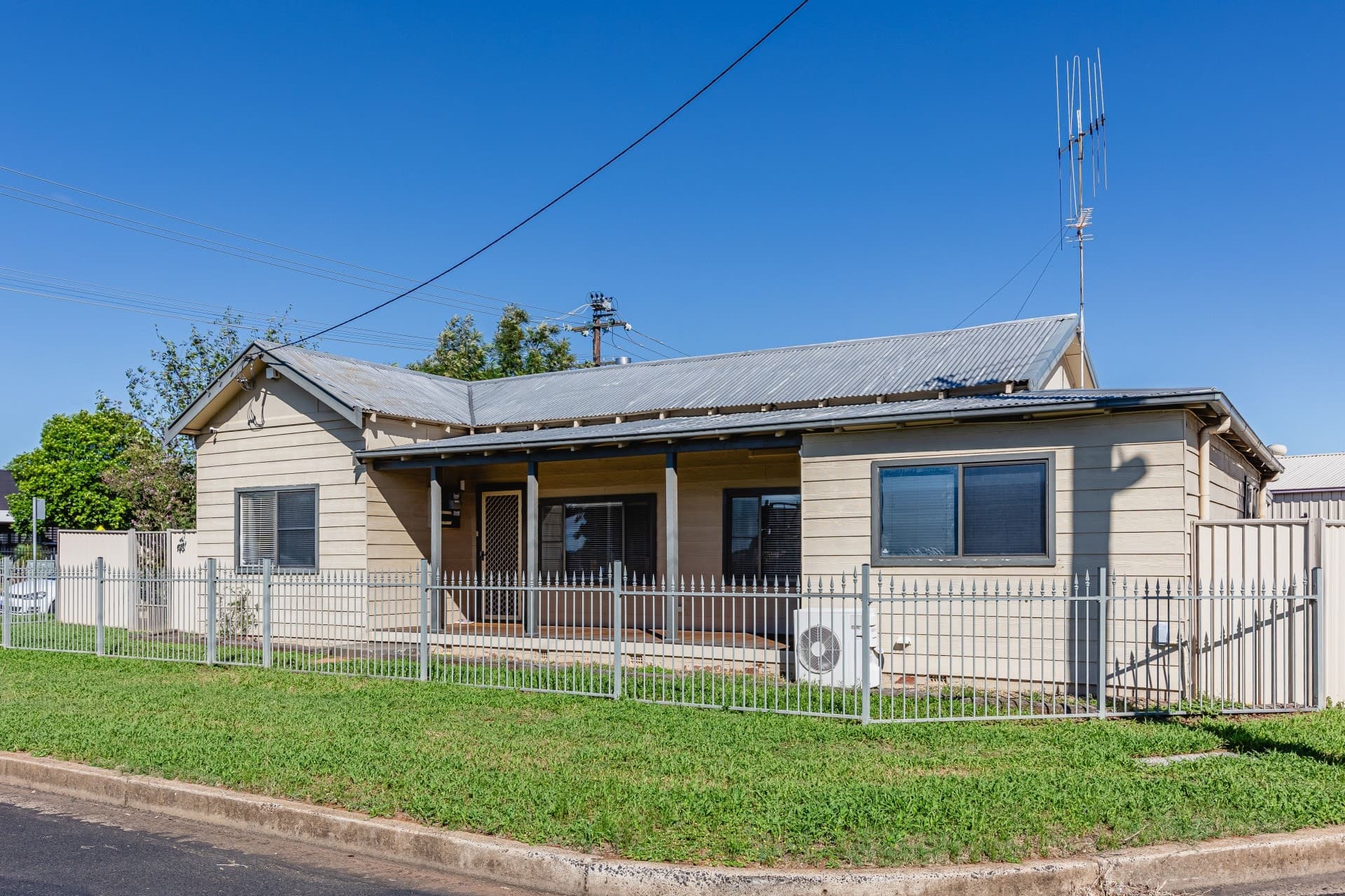 19 East Street, Dubbo, Dubbo - Image 1