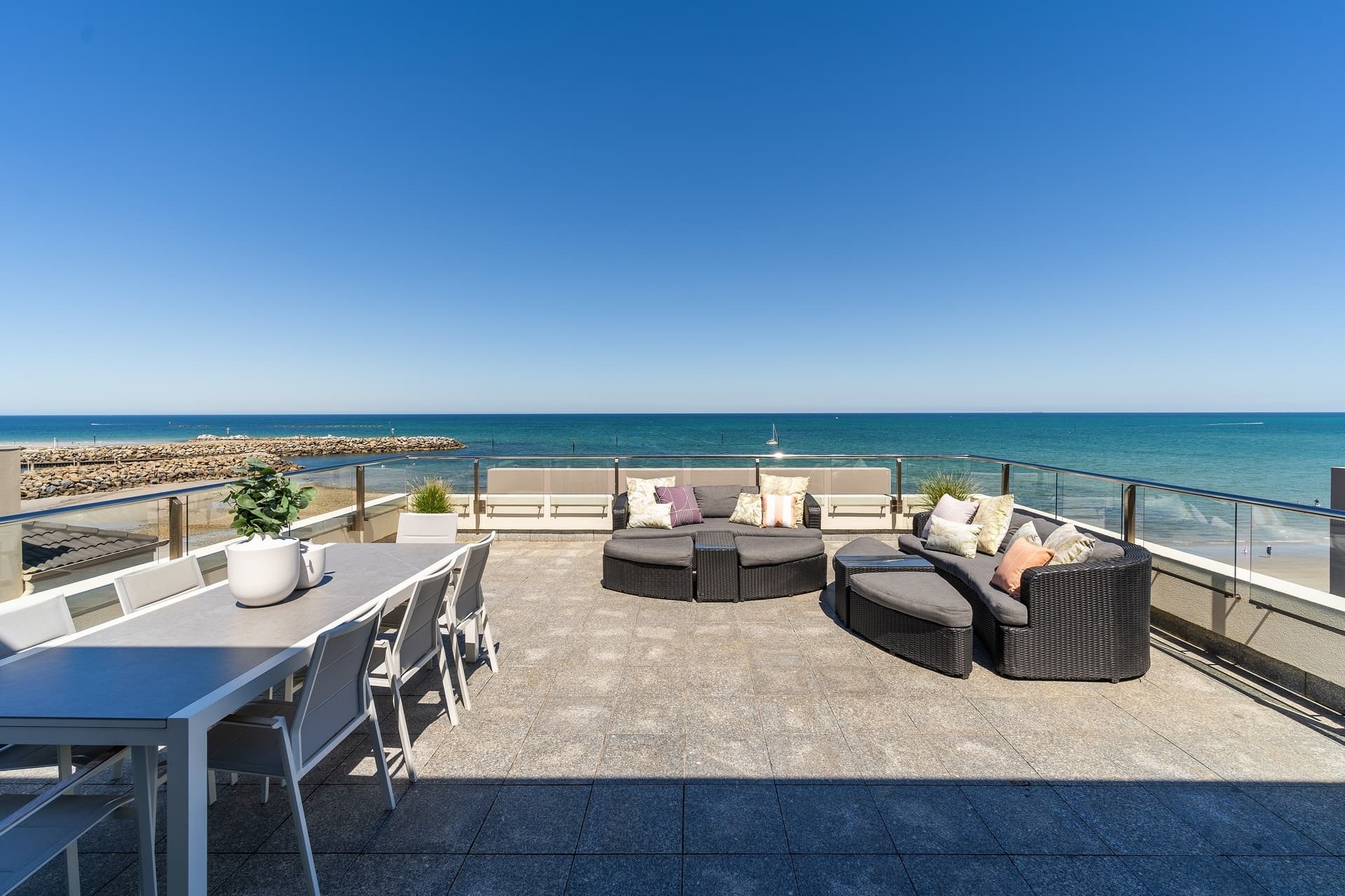 43/8-9 North Esplanade, Glenelg North, Glenelg North - Thumbnail 2