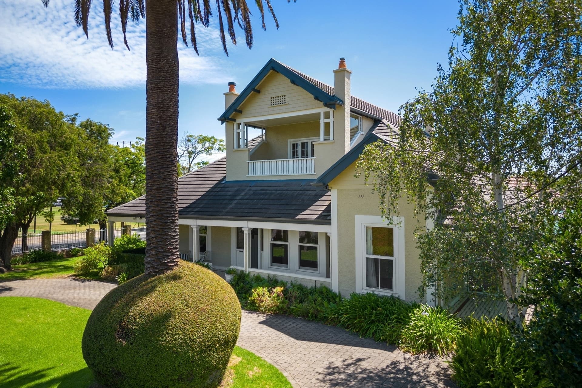 1 Kyre Avenue, Kingswood, Kingswood - Thumbnail 3