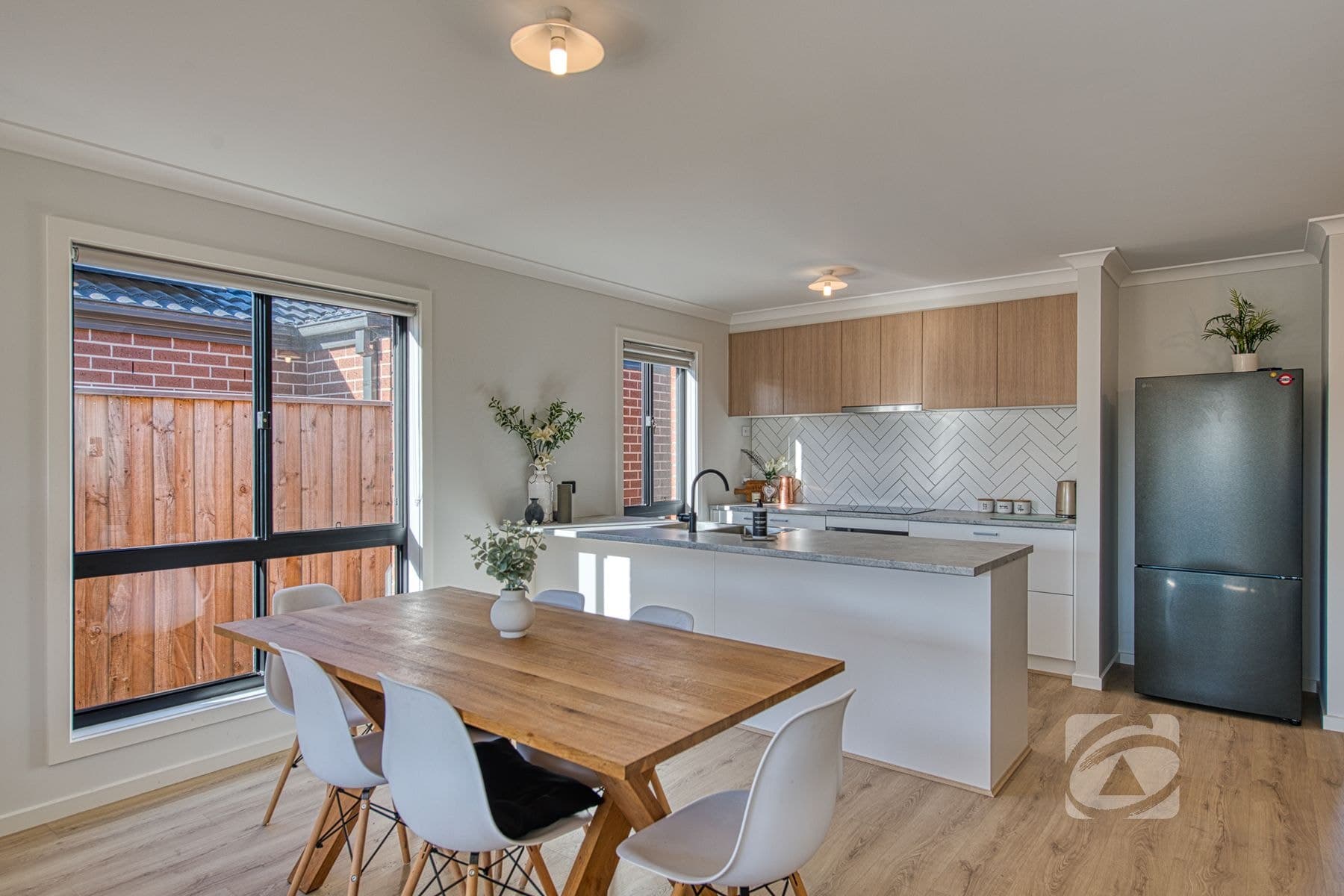 11 Topiary Street, Pakenham VIC 3810, Pakenham - Thumbnail 5