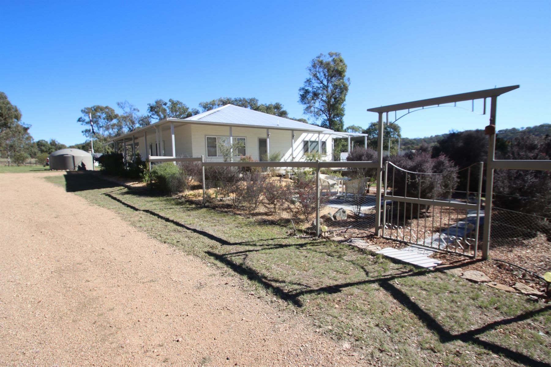 300 Mount Mackenzie Road, Tenterfield NSW 2372, Tenterfield - Thumbnail 2
