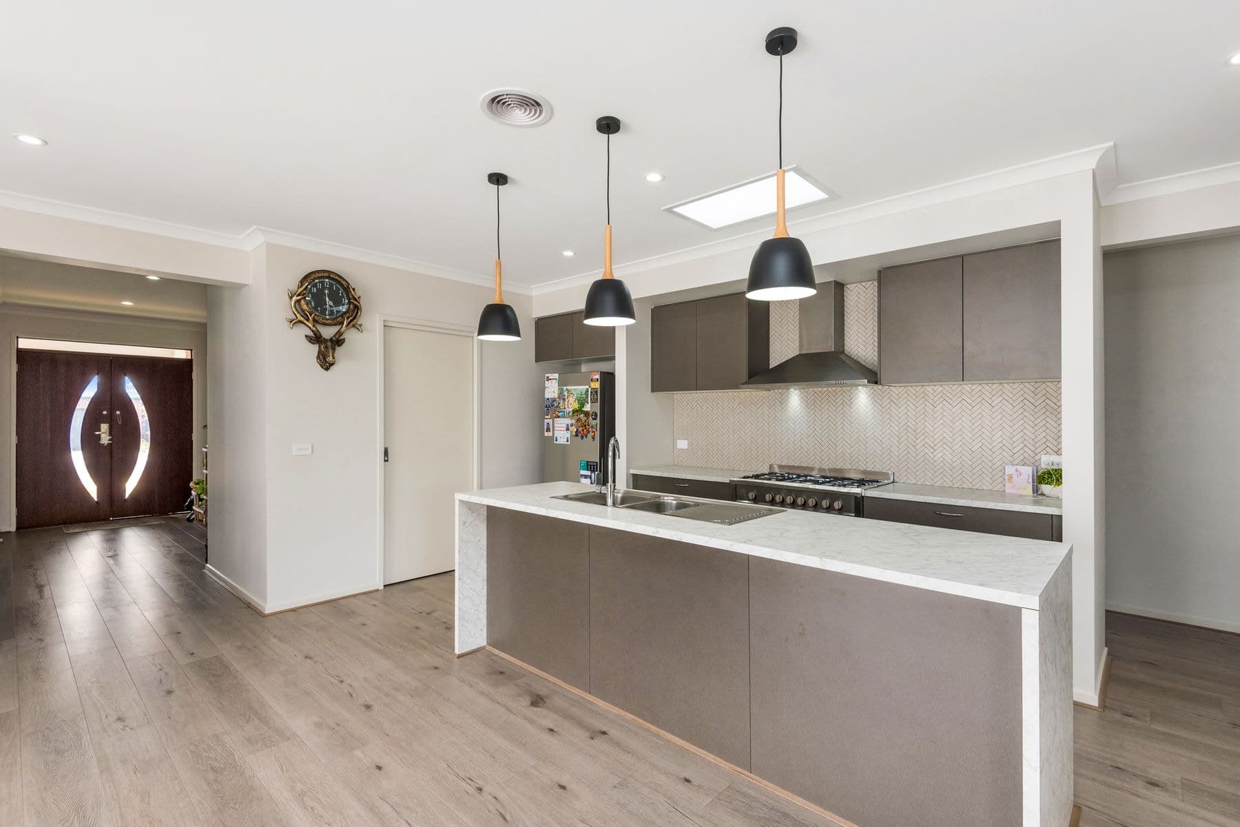 10 Galactic Avenue, Strathfieldsaye VIC 3551, Strathfieldsaye - Thumbnail 2