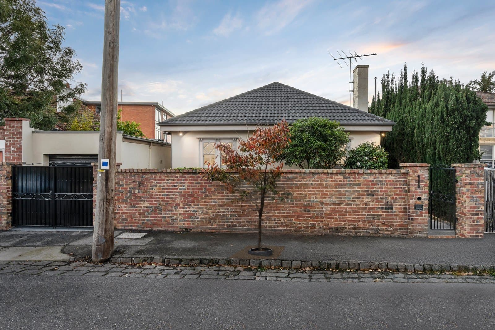 1 Dryden Street, Elwood - Image 1