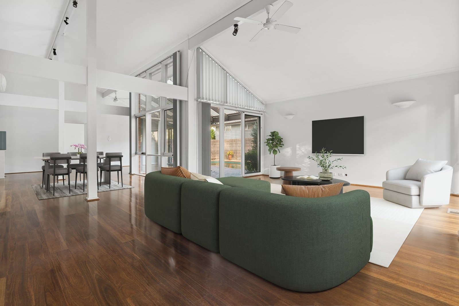 60 Oakbank Road, Mornington - Image 1