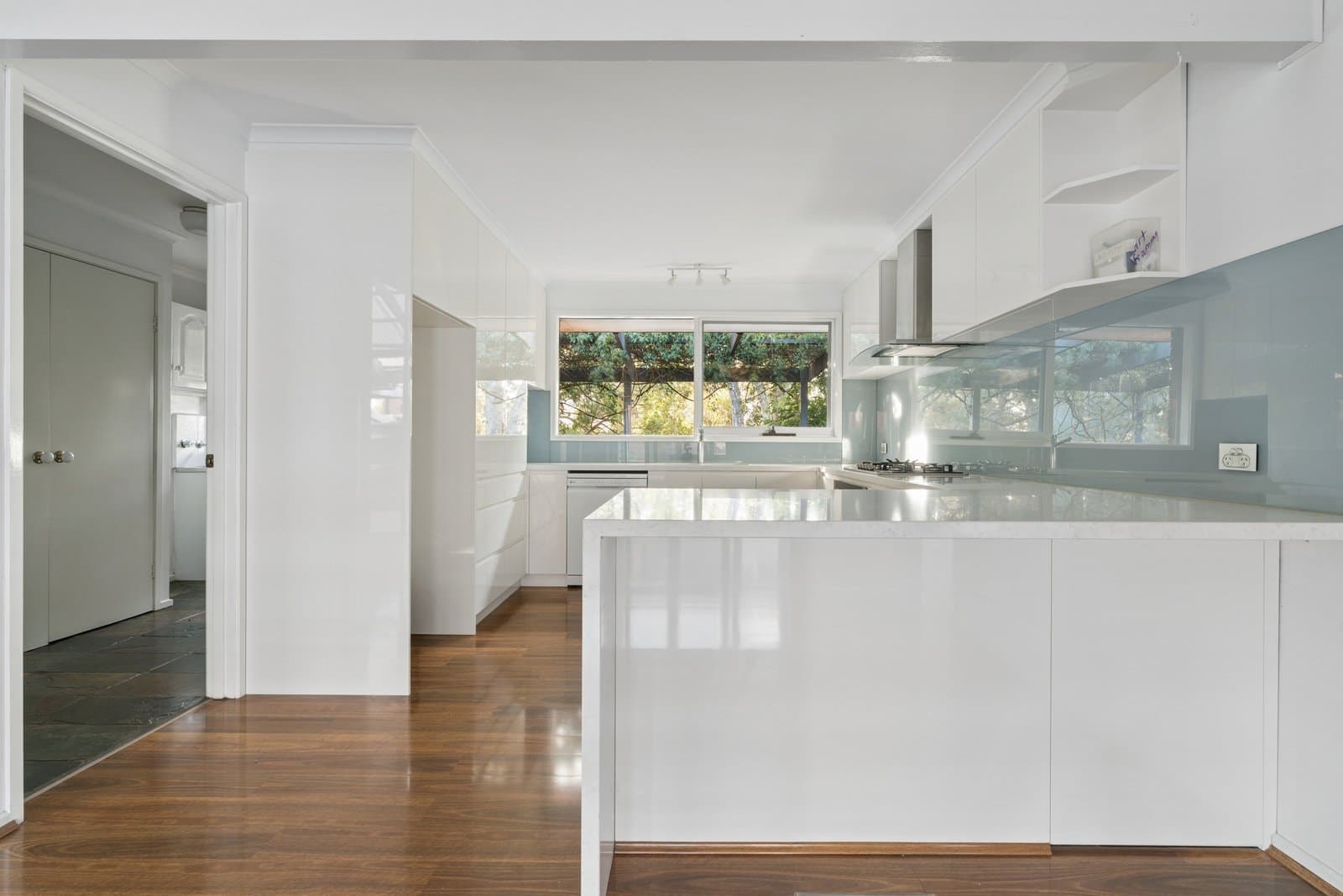 60 Oakbank Road, Mornington - Thumbnail 4