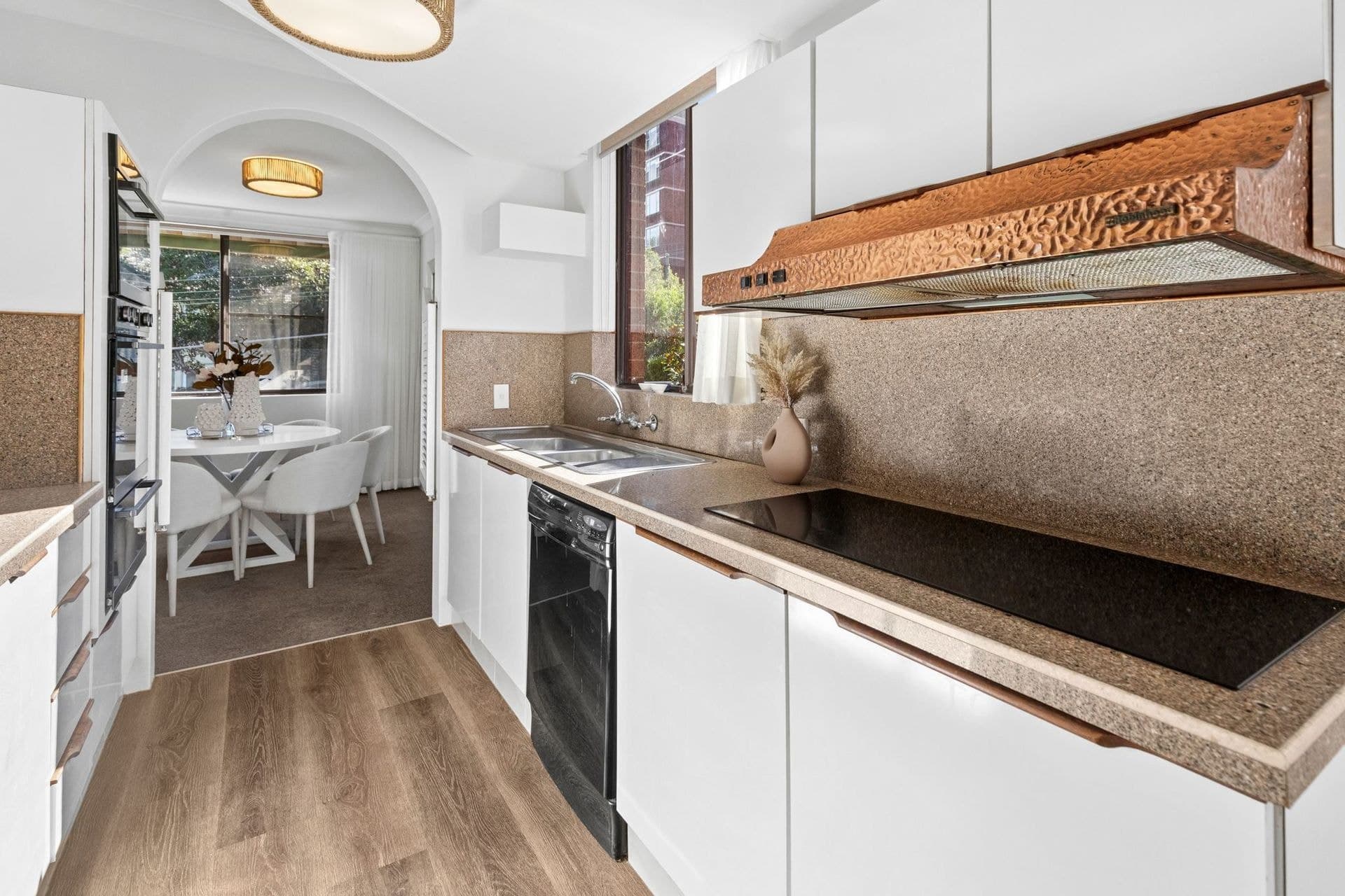 7/6 Laurence Street, Manly - Thumbnail 7