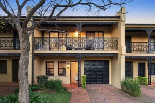 2F/27-31 William Street, Botany - Image 1