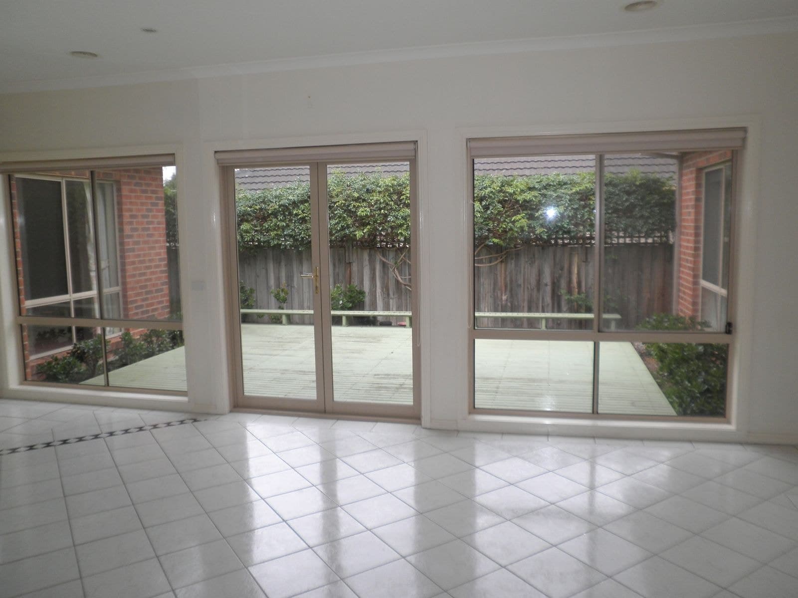 1/11 Garrisson Drive, Glen Waverley VIC 3150, Glen Waverley - Thumbnail 3