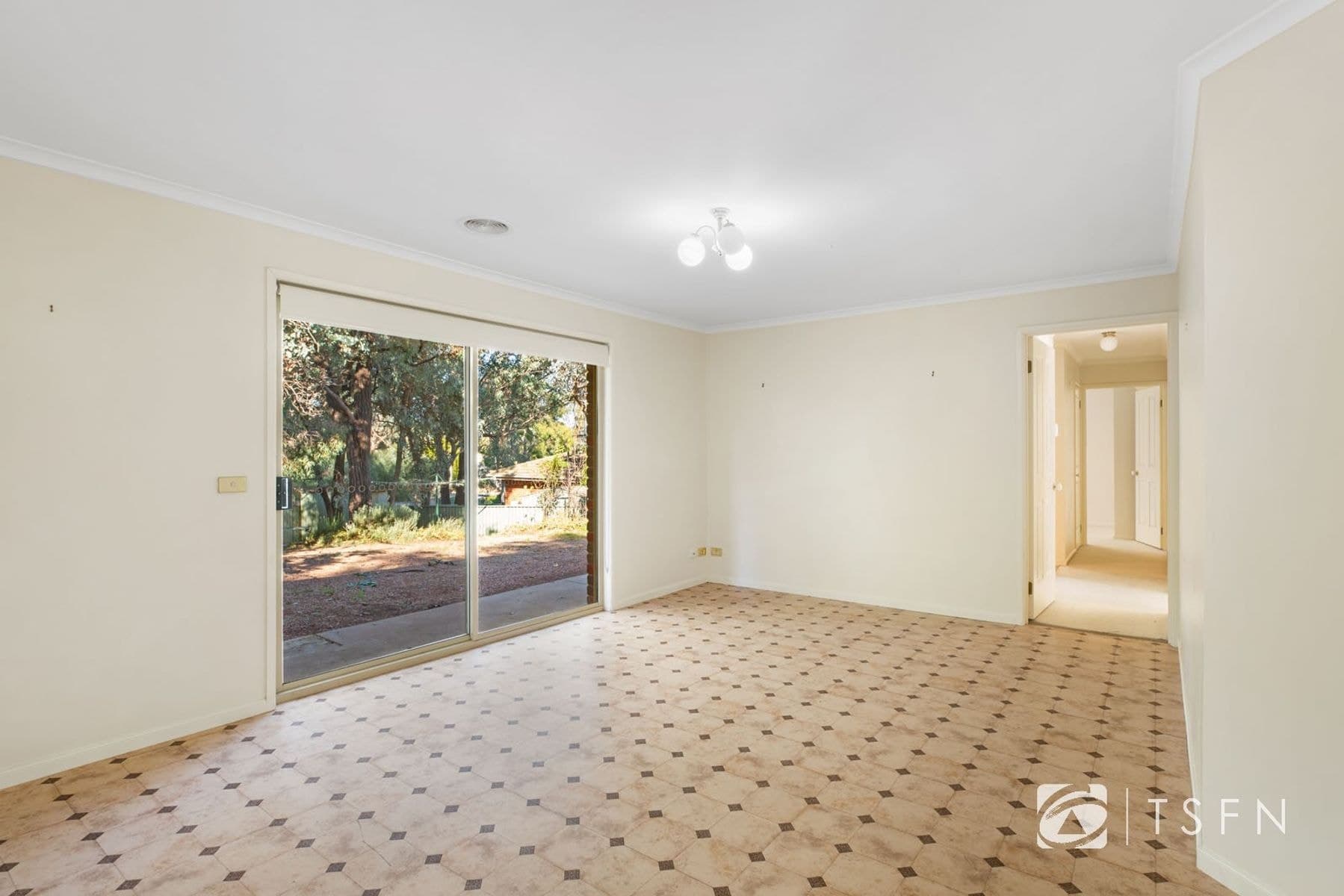 21 Sherwood Drive, Flora Hill VIC 3550, Flora Hill - Thumbnail 6