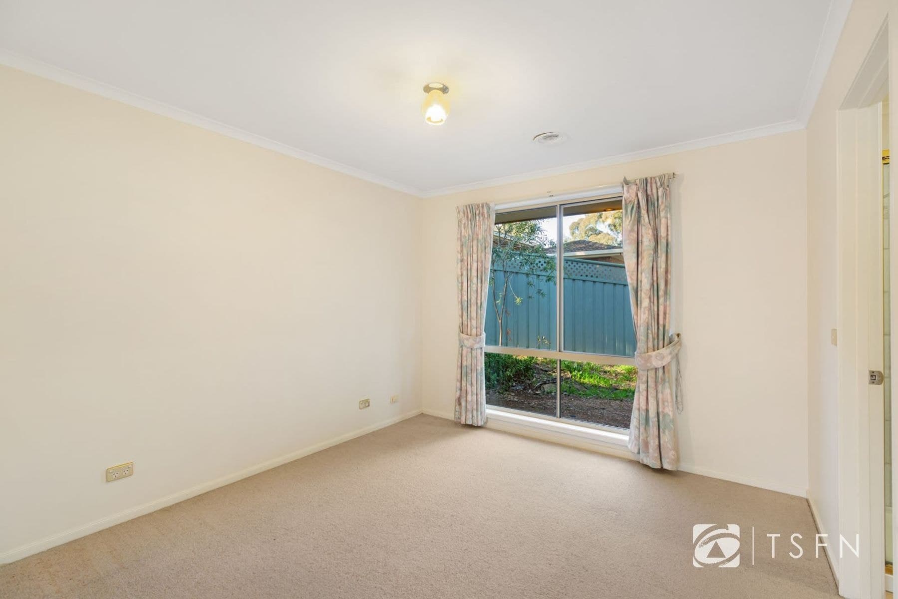 21 Sherwood Drive, Flora Hill VIC 3550, Flora Hill - Thumbnail 8