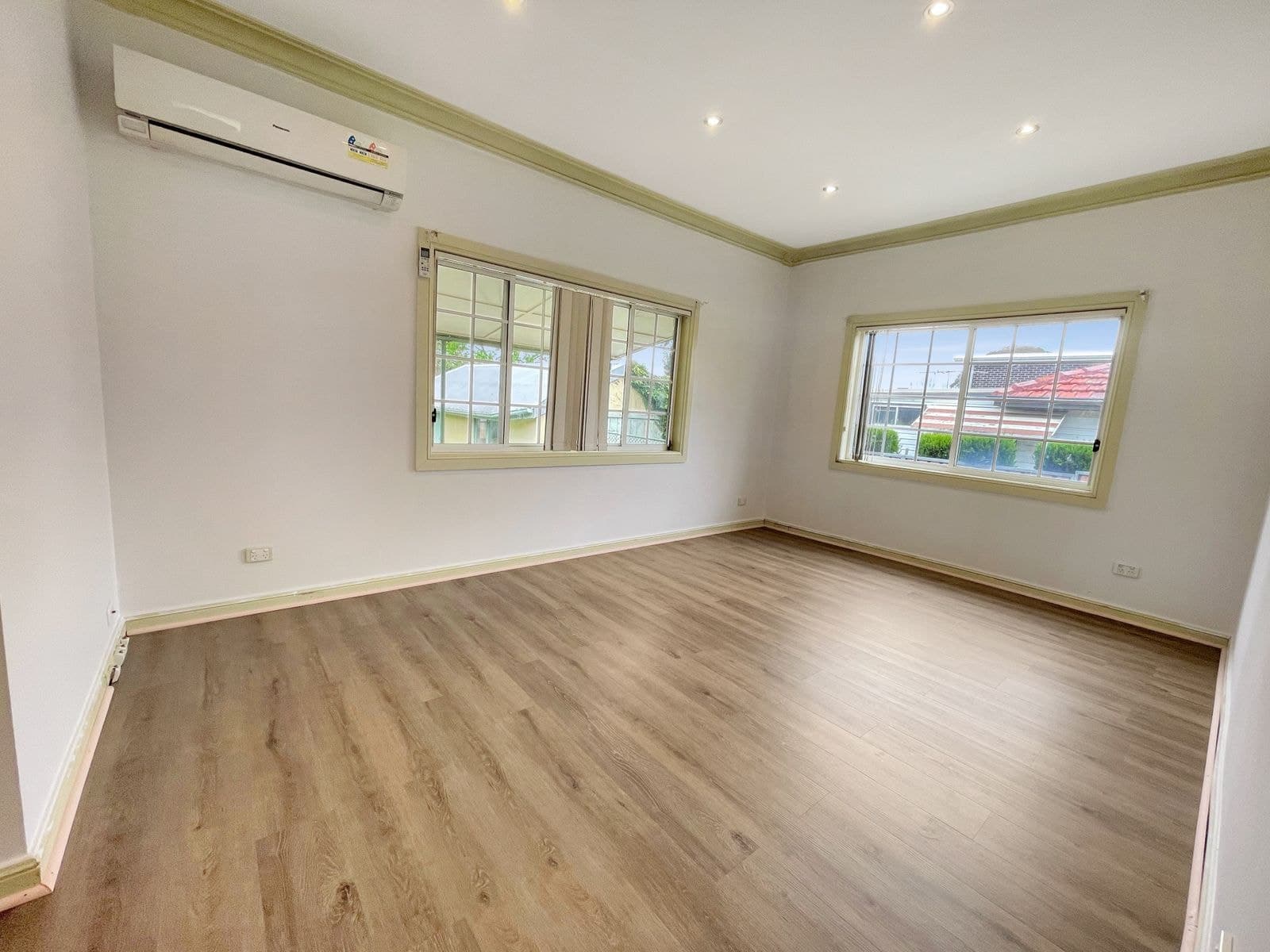 85 Albert Street, Revesby NSW 2212, Revesby - Thumbnail 3