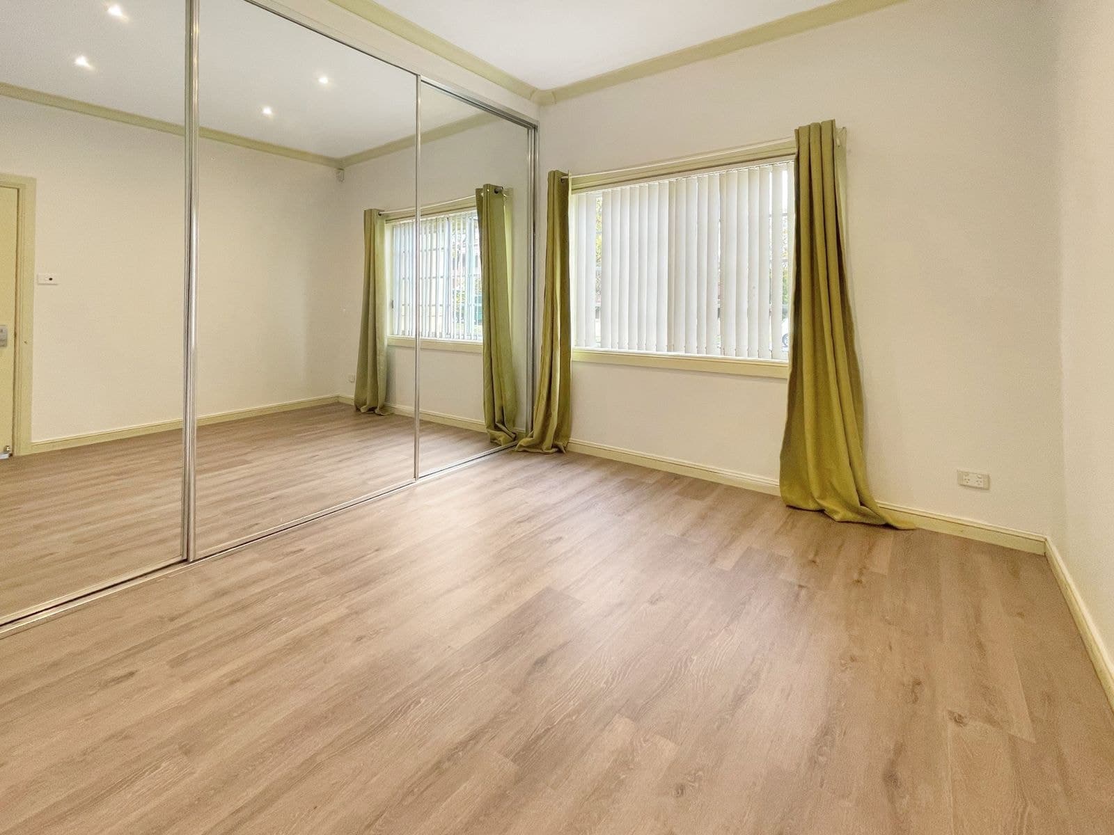85 Albert Street, Revesby NSW 2212, Revesby - Thumbnail 4