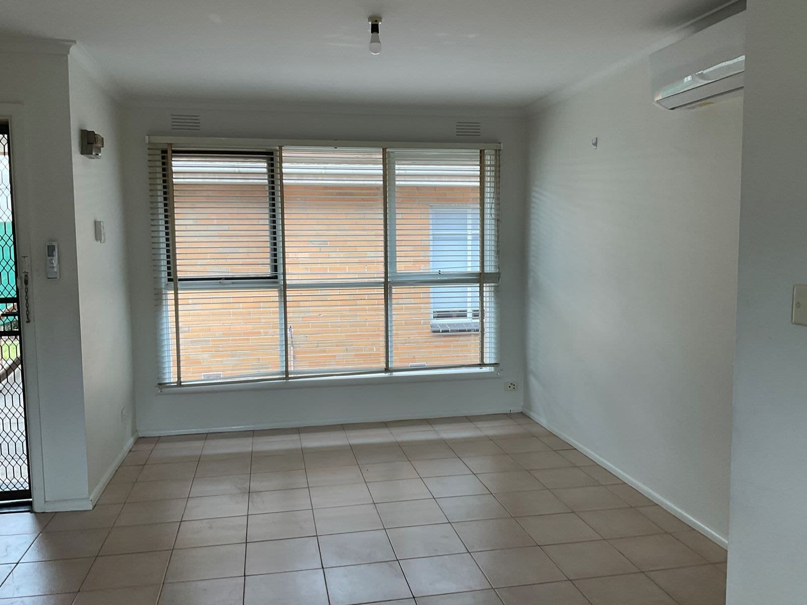 3/33 Bent Street, Altona VIC 3018, Altona - Thumbnail 2