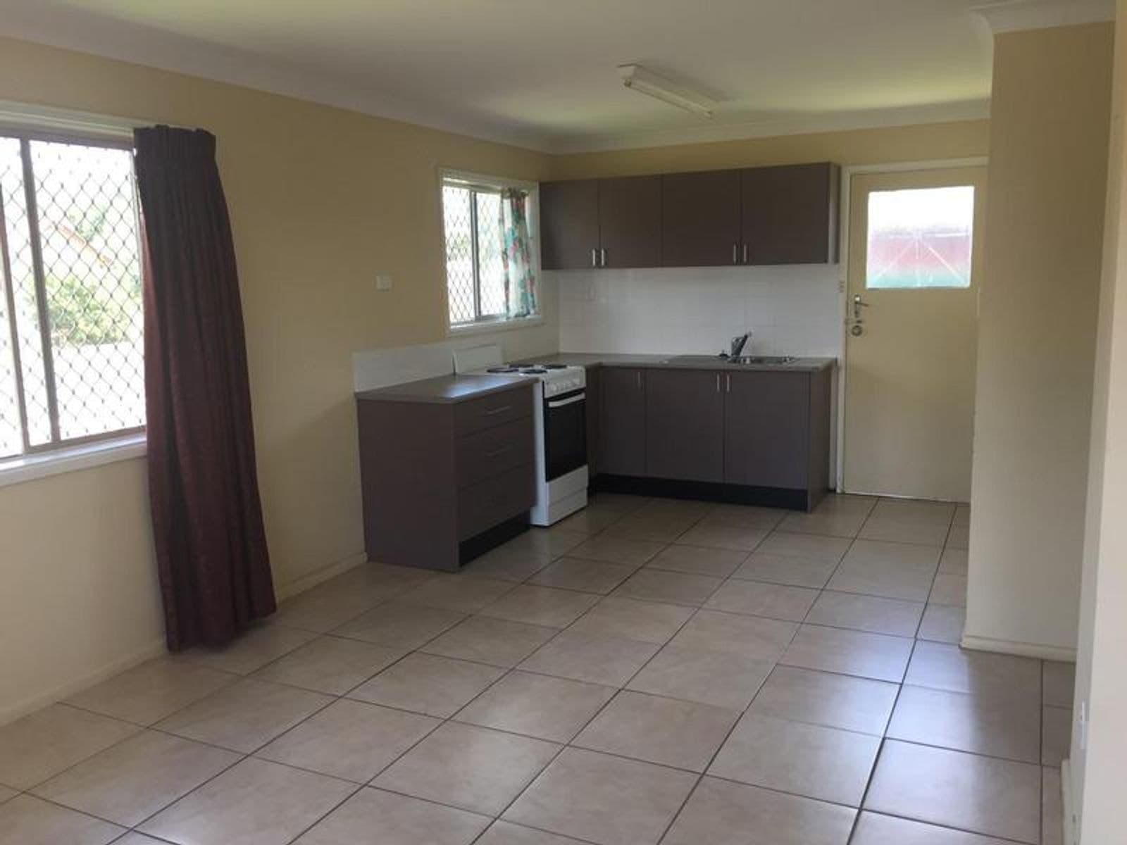 1/66 Niagara Street, Armidale NSW 2350, Armidale - Thumbnail 2