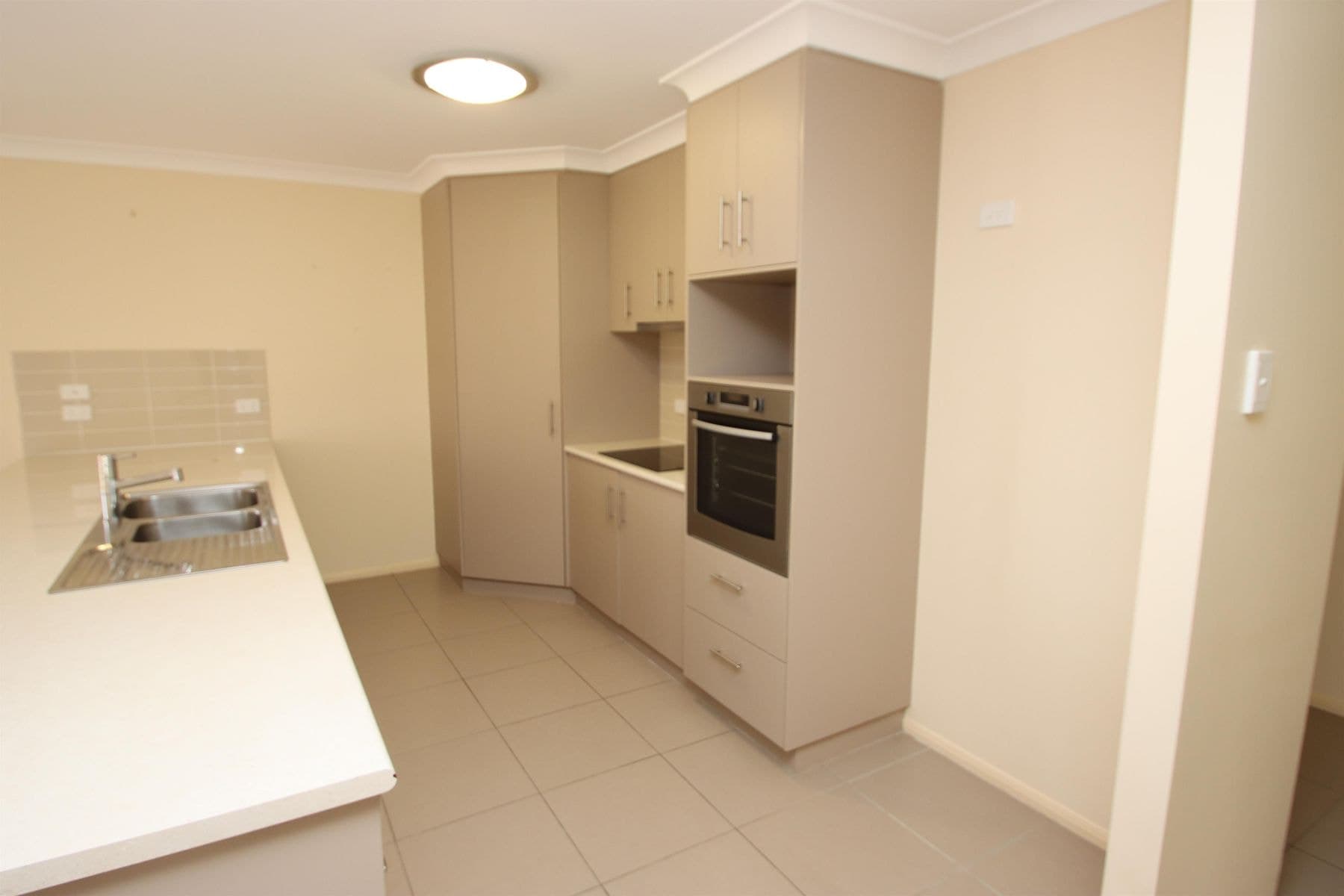 13 Parkes Drive, Tenterfield NSW 2372, Tenterfield - Thumbnail 6