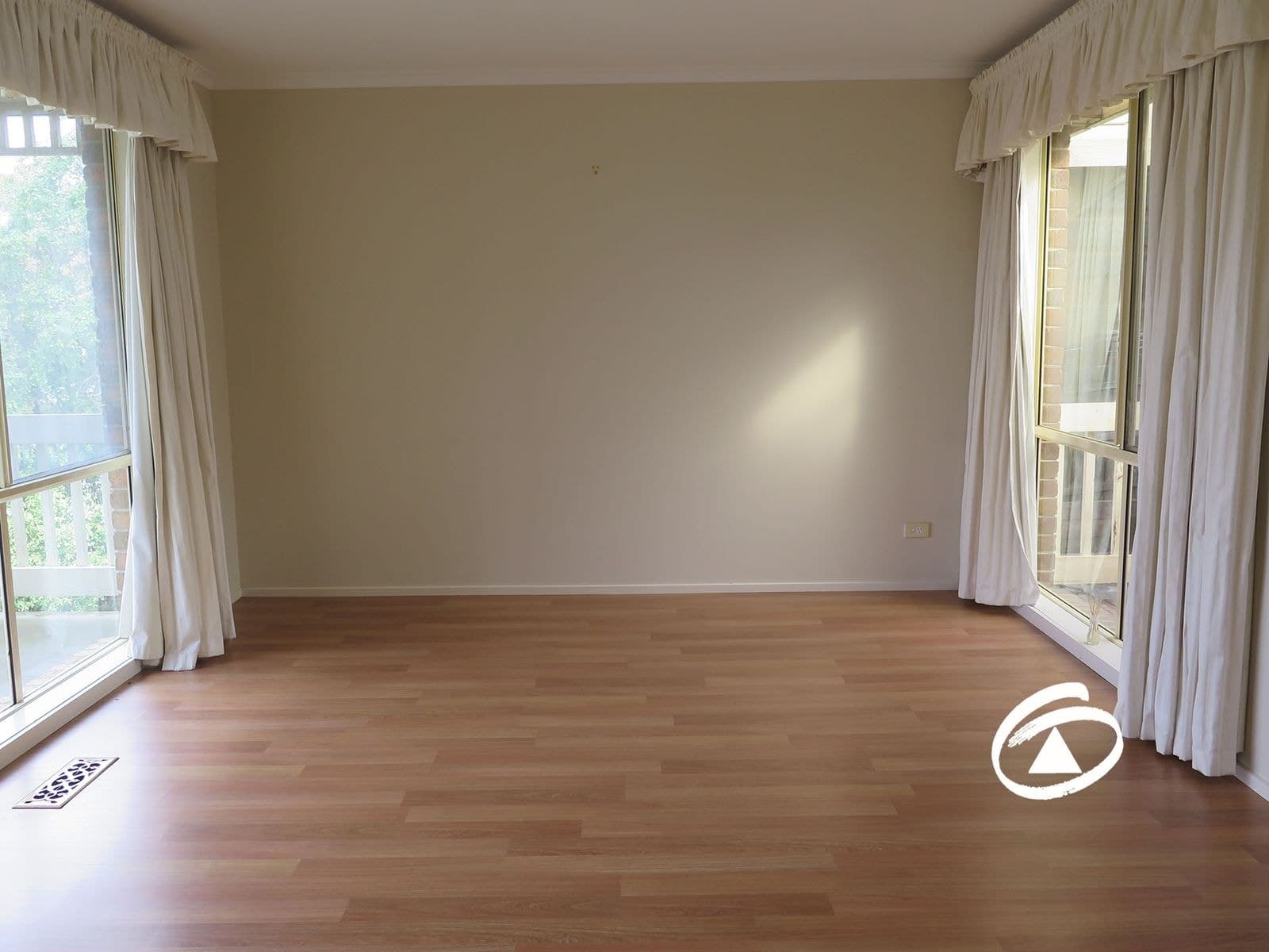 20 Breyleigh Drive, Pakenham VIC 3810, Pakenham - Thumbnail 2