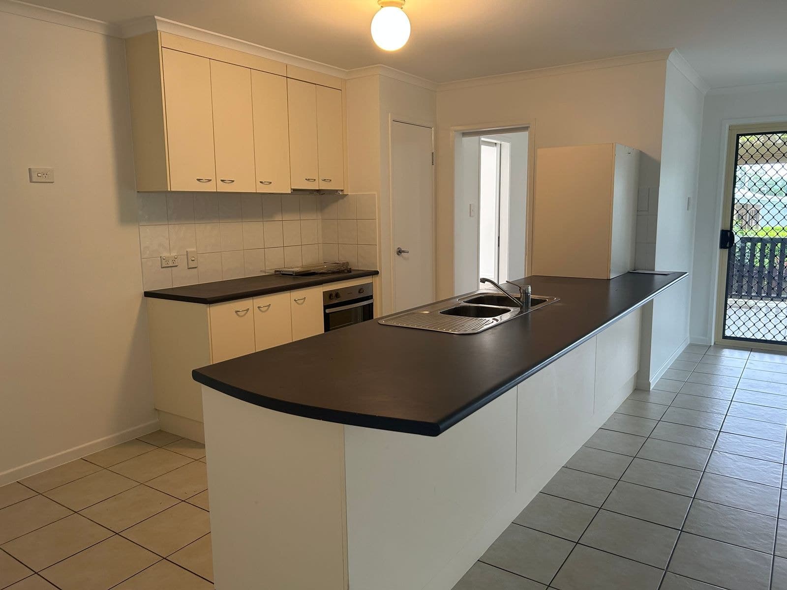 23 Jackson Street, Sarina QLD 4737, Sarina - Thumbnail 3