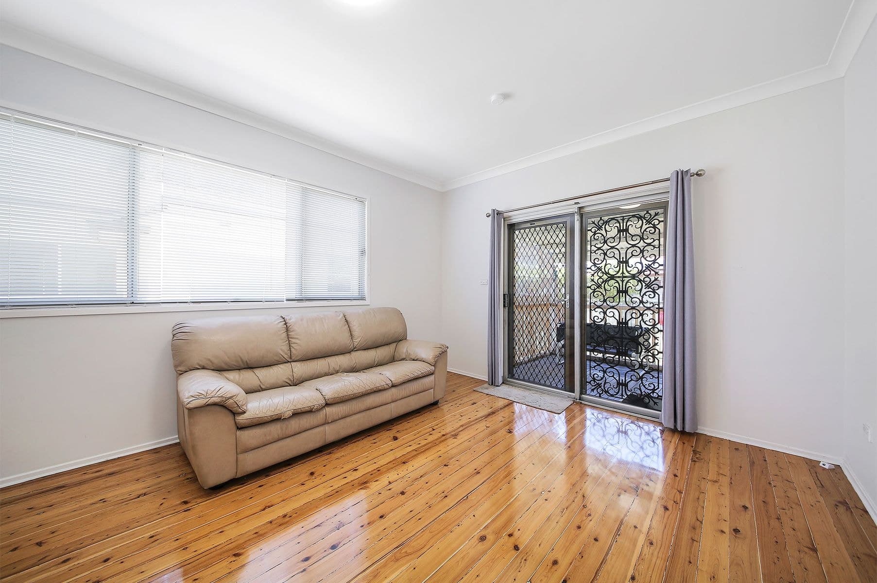 15 Uranus Road, Padstow NSW 2211, Padstow - Thumbnail 3