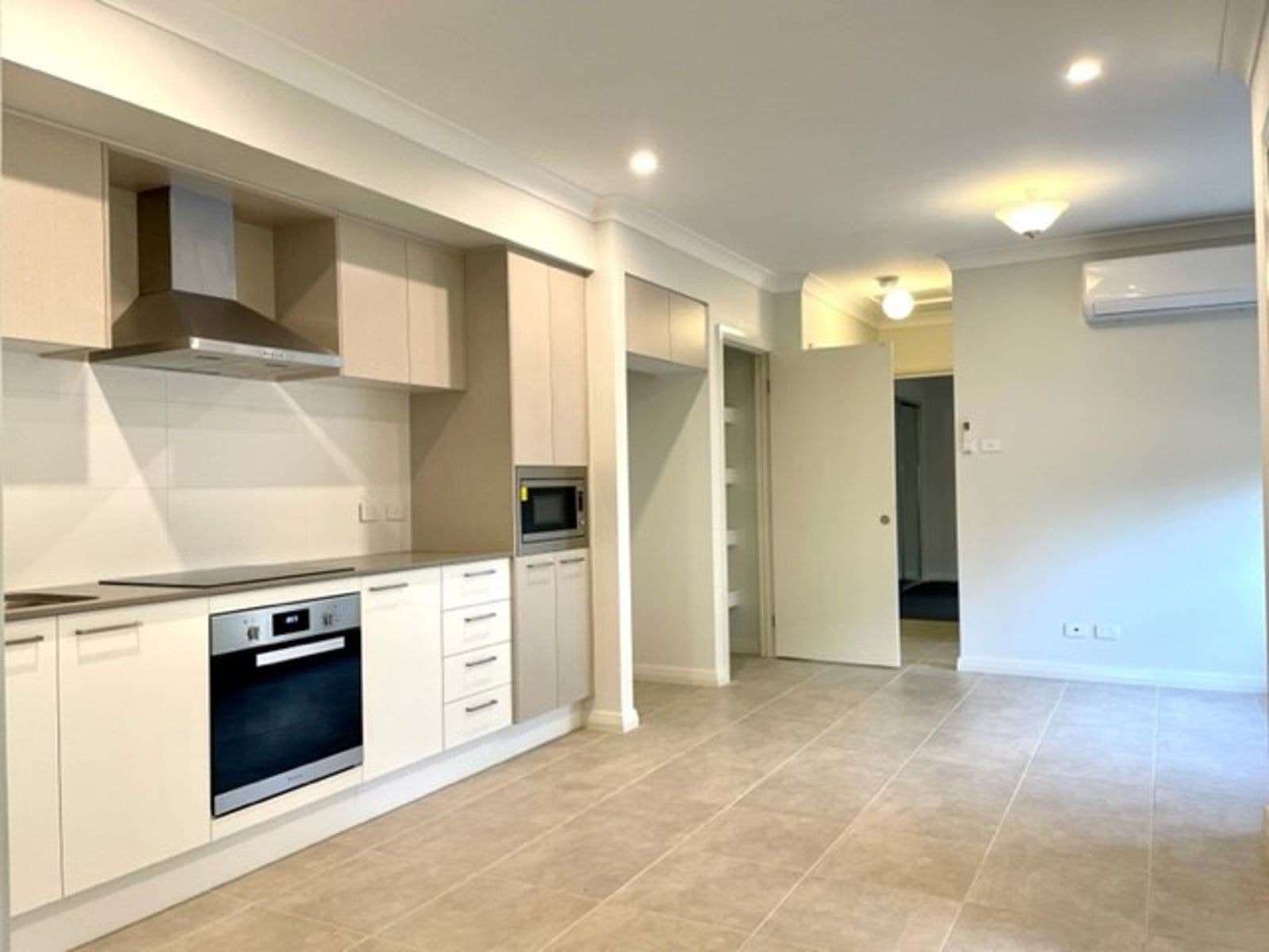 11a Bowman Avenue, Castle Hill NSW 2154, Castle Hill - Thumbnail 5