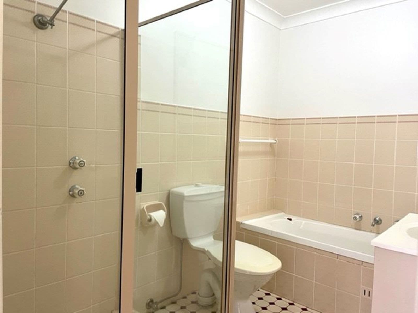 2/133 Hull Road, West Pennant Hills NSW 2125, West Pennant Hills - Thumbnail 8