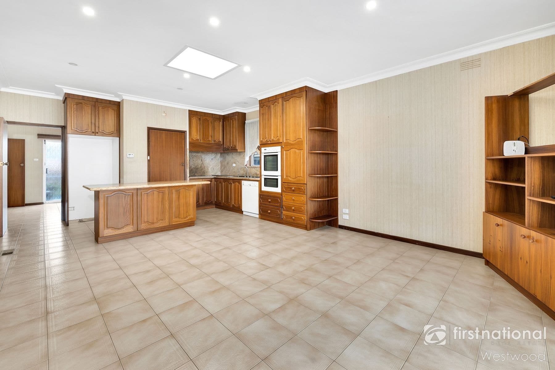 20 Deutgam Street, Werribee VIC 3030, Werribee - Thumbnail 2