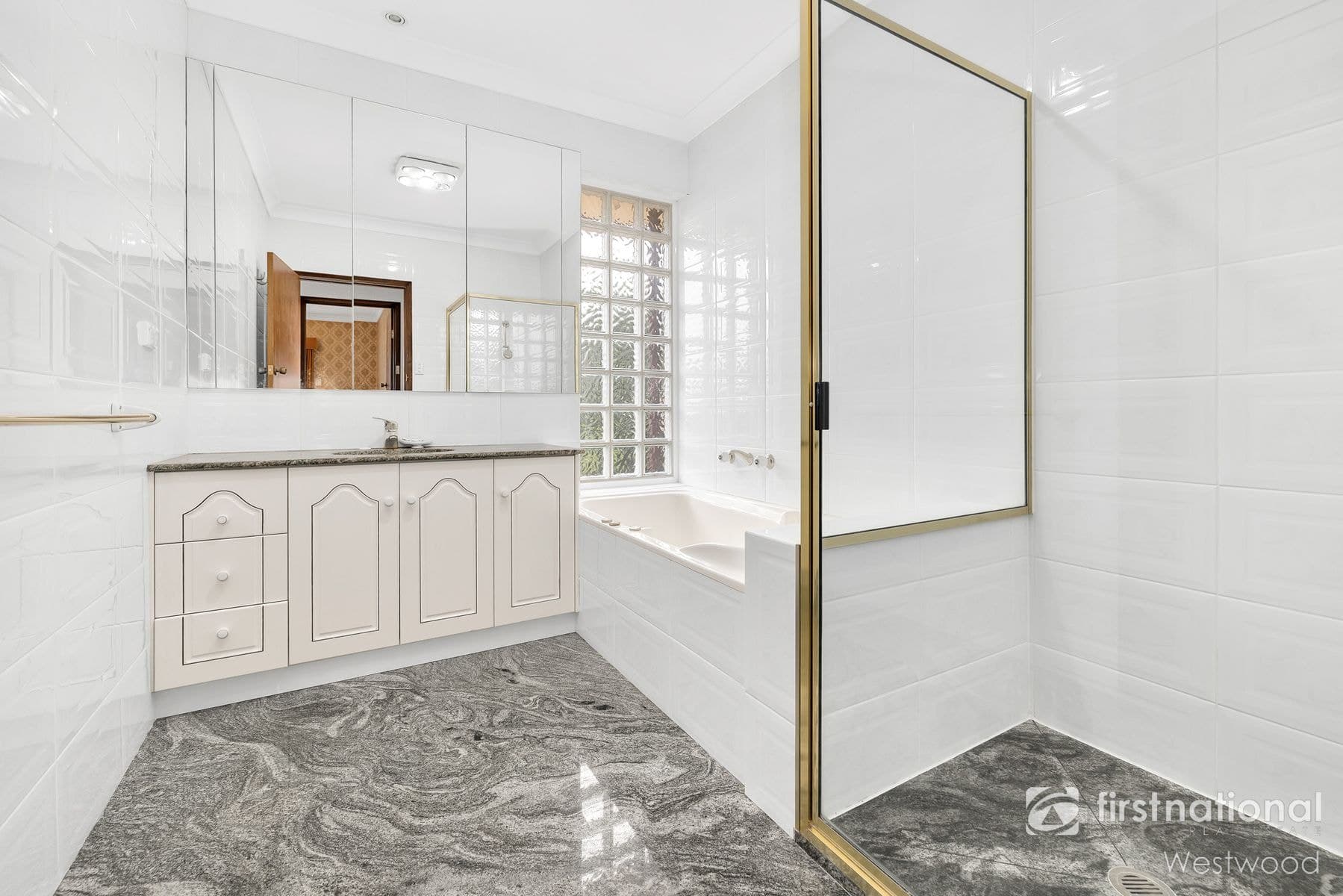 20 Deutgam Street, Werribee VIC 3030, Werribee - Thumbnail 5