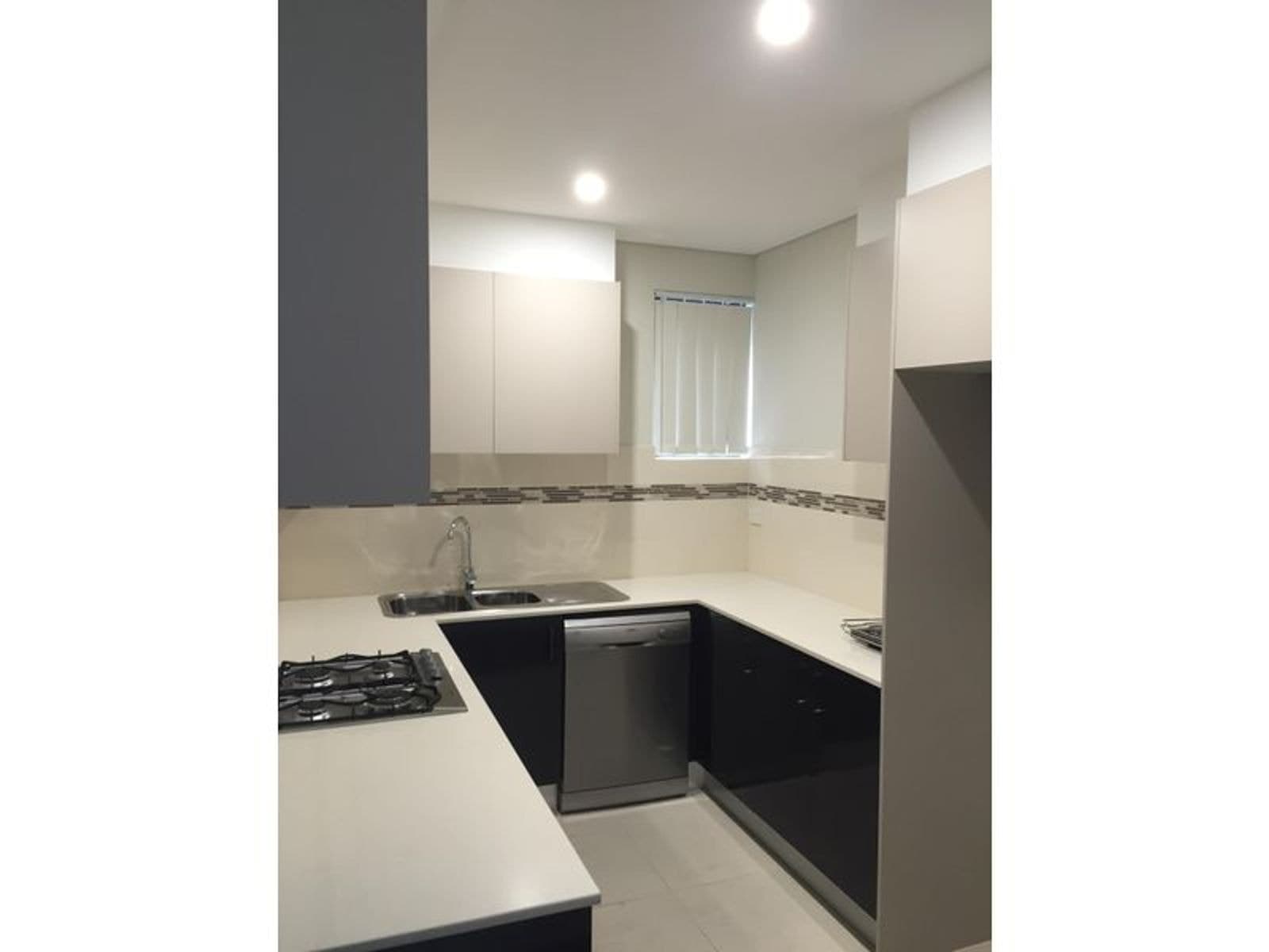 12/4-6 Castlereagh Street, Liverpool NSW 2170, Liverpool - Thumbnail 3