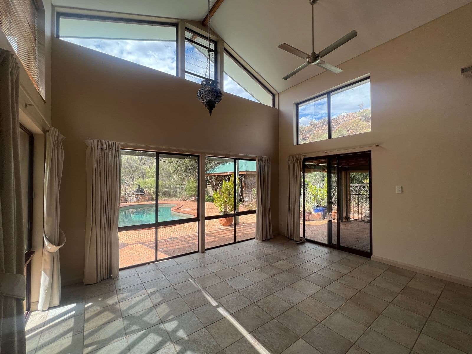 12 Terry Court, Araluen NT 0870, Araluen - Thumbnail 2