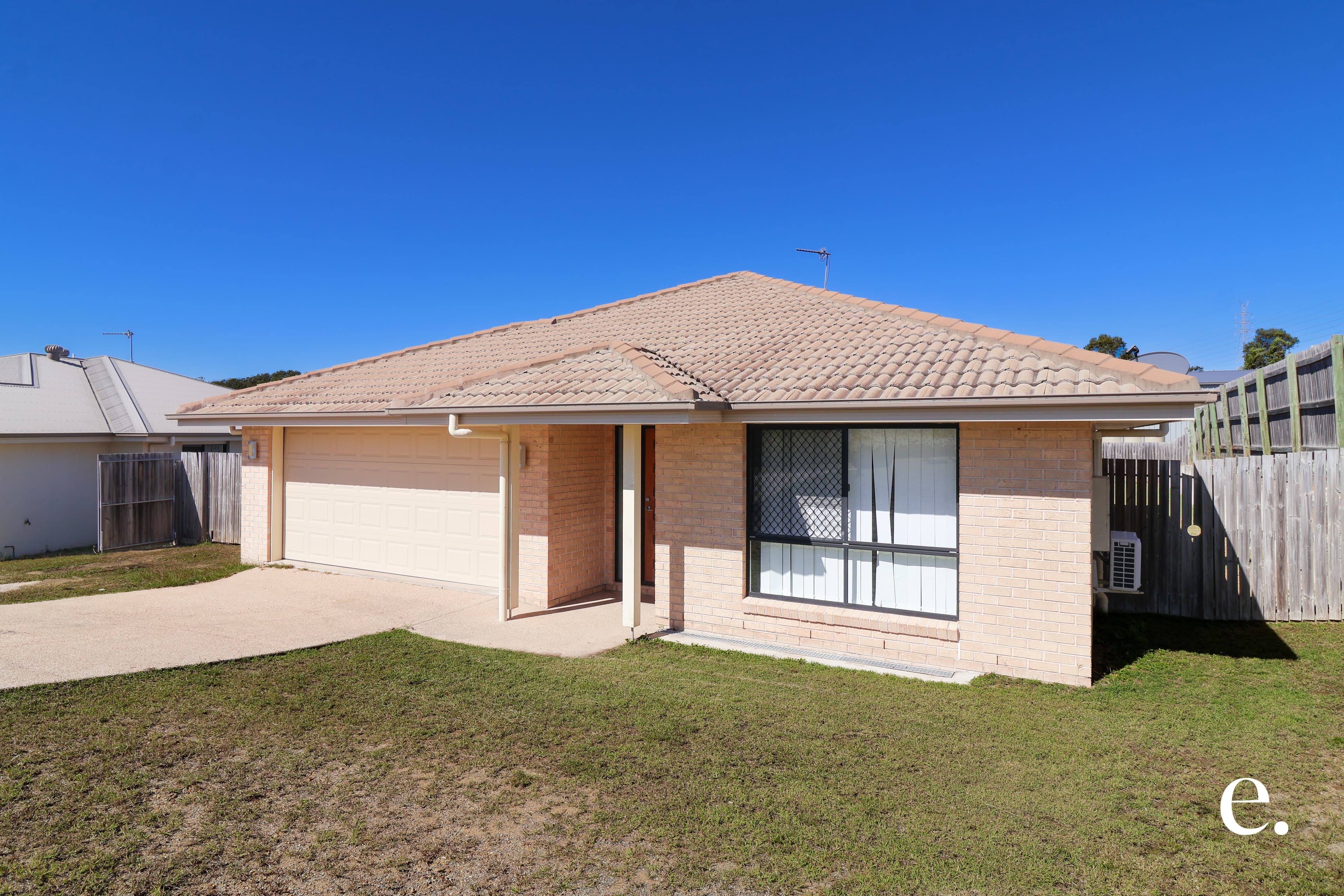29 Woodland Court, Kirkwood - Thumbnail 2