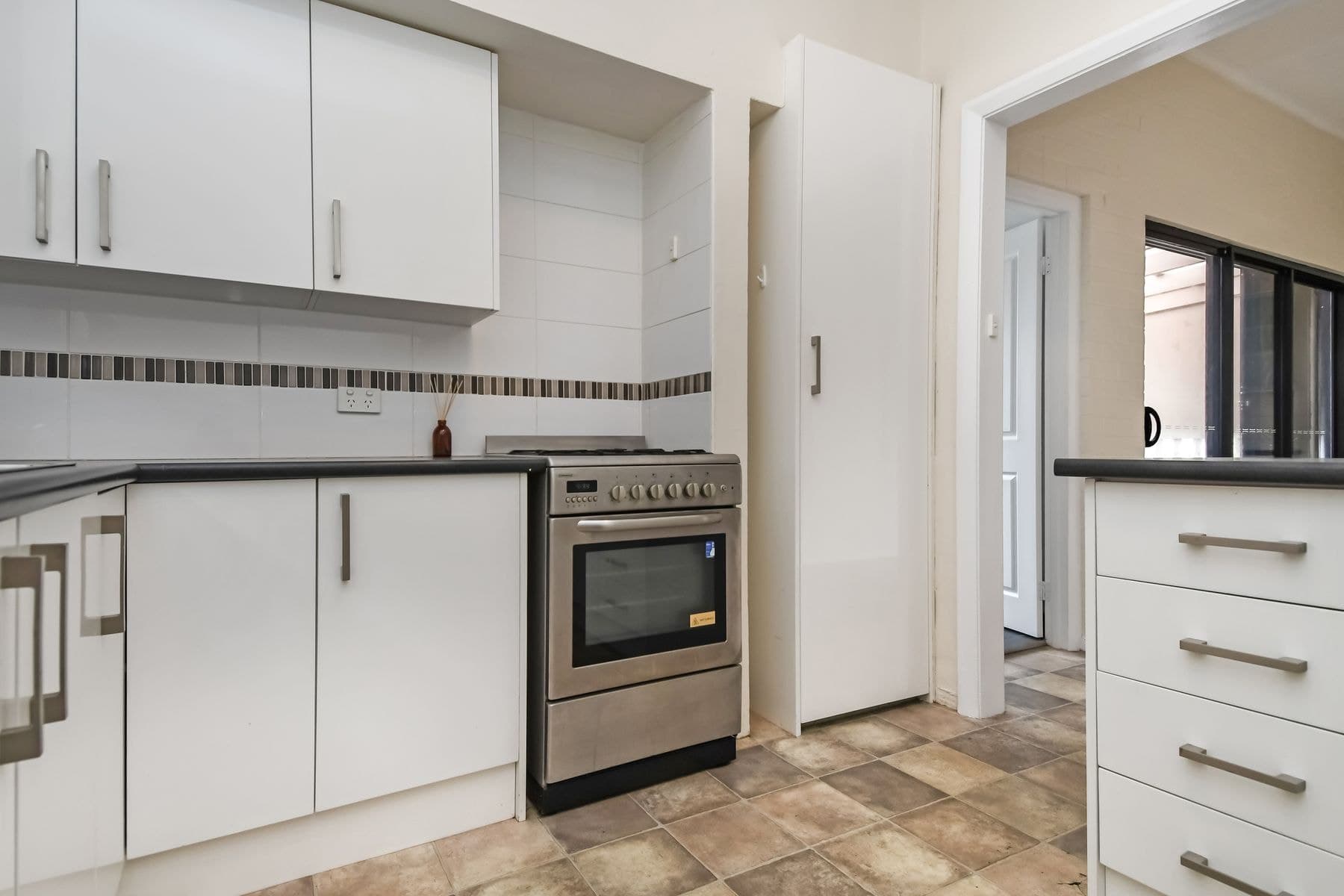 226 Stewart street, Bathurst NSW 2795, Bathurst - Thumbnail 4