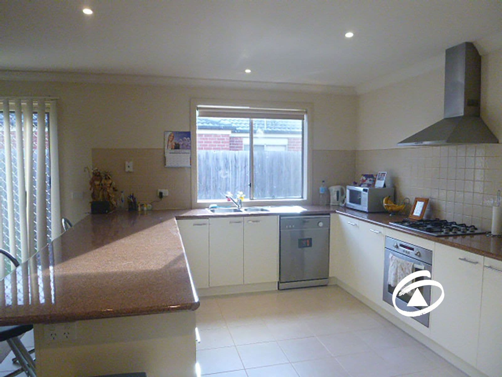73 Melzak Way, Berwick VIC 3806, Berwick - Thumbnail 2