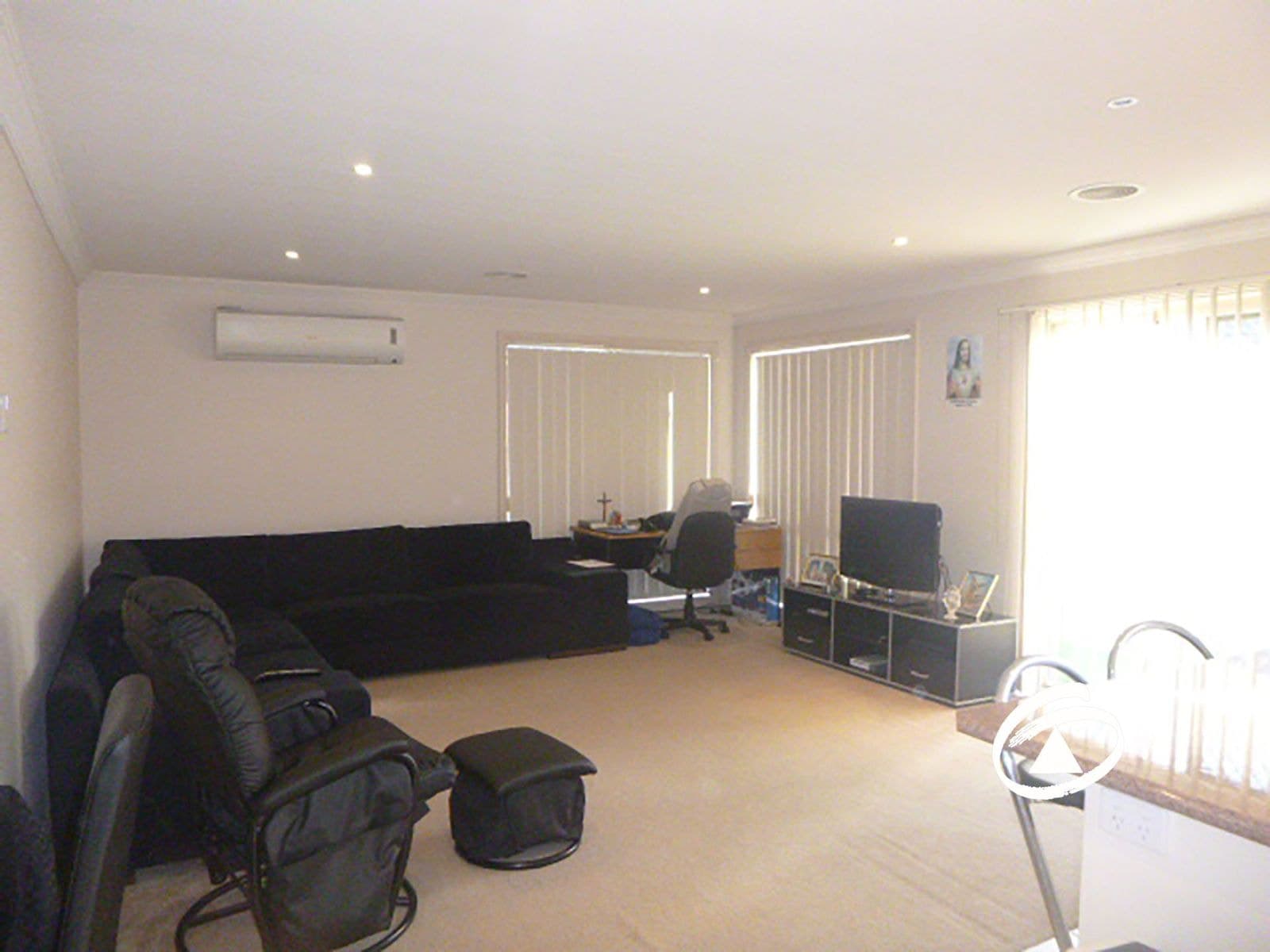73 Melzak Way, Berwick VIC 3806, Berwick - Thumbnail 4