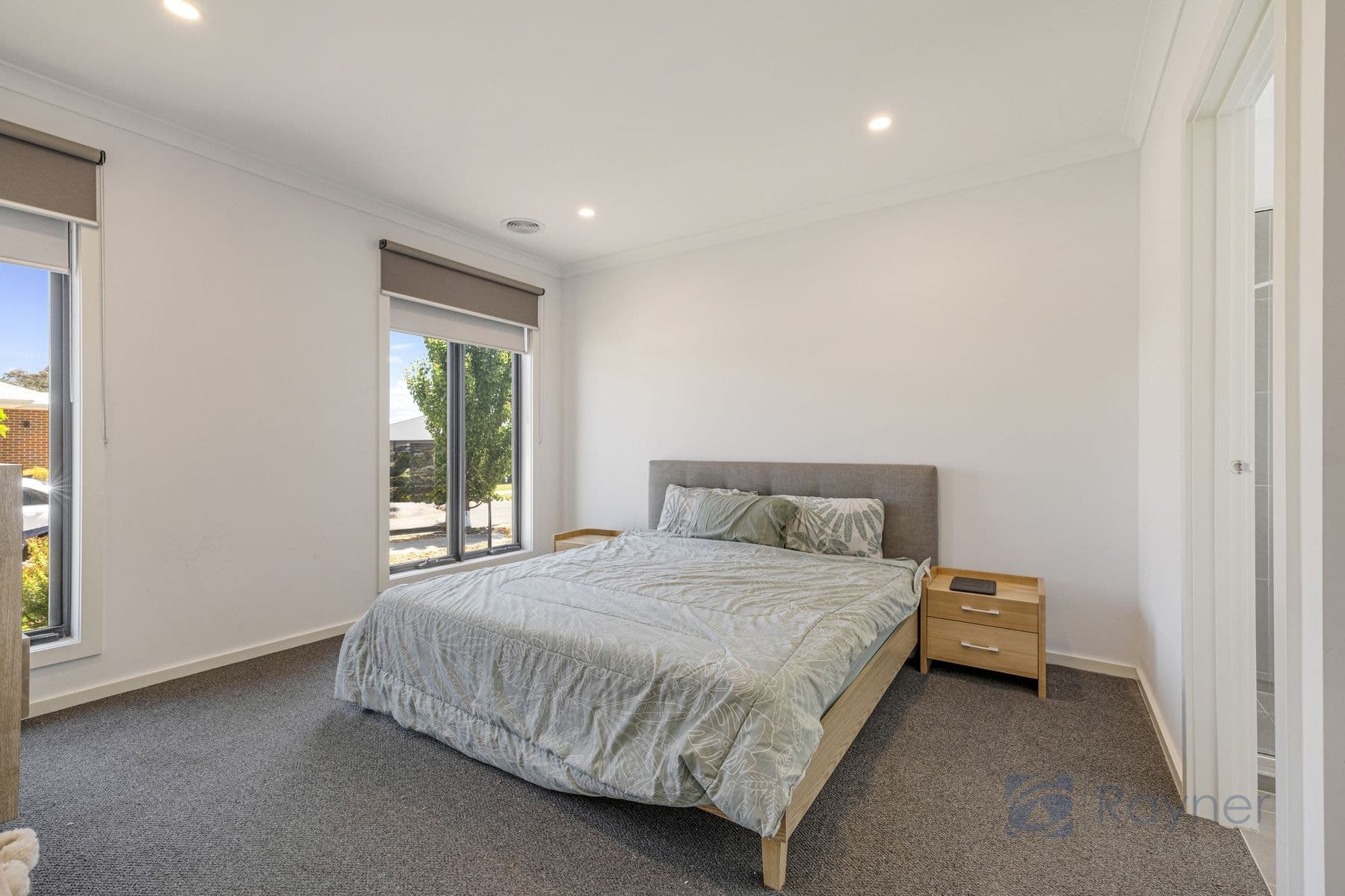 7 Alexander Drive, Ballan VIC 3342, Ballan - Thumbnail 2
