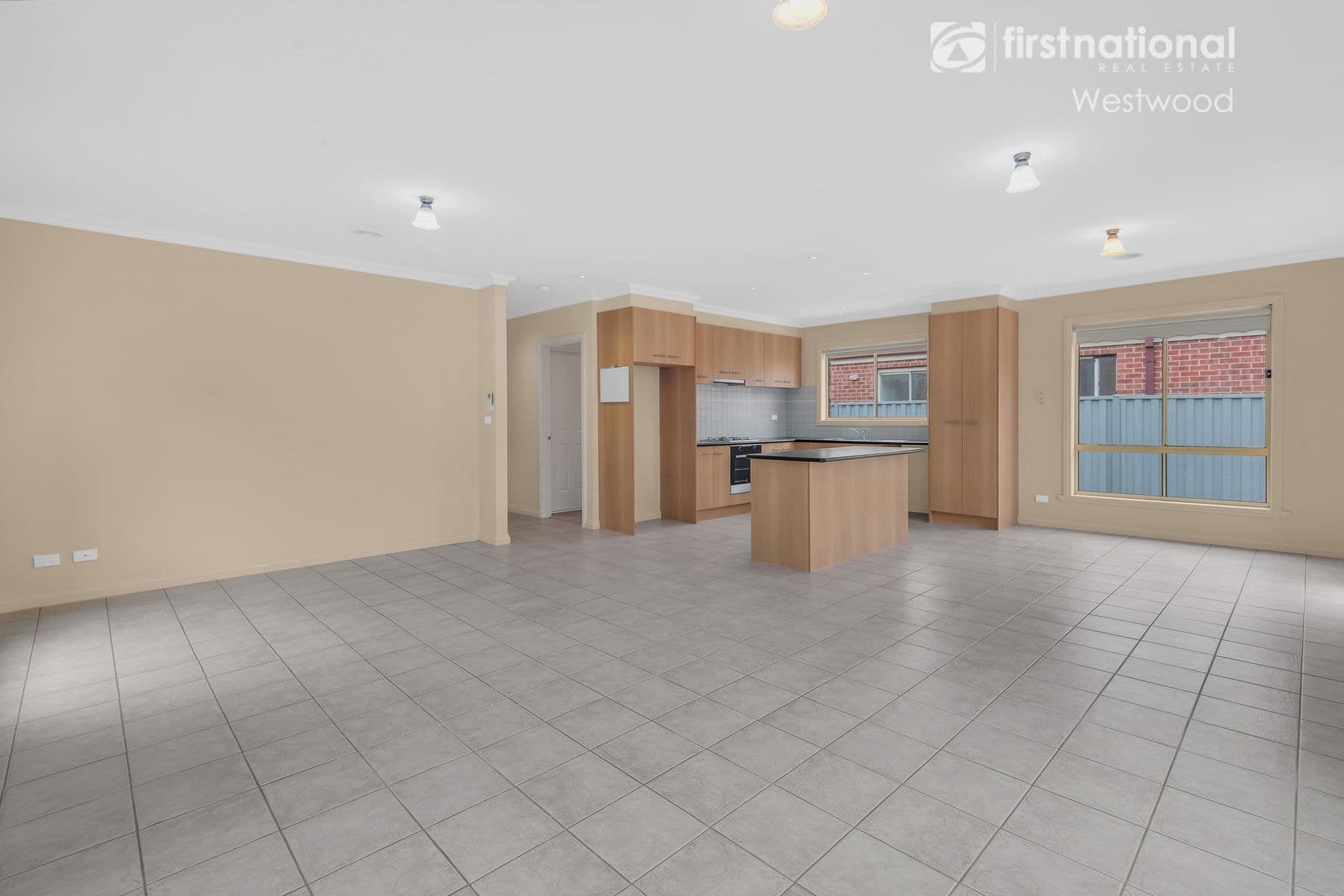 26 Giofches Crescent, Tarneit VIC 3029, Tarneit - Thumbnail 2