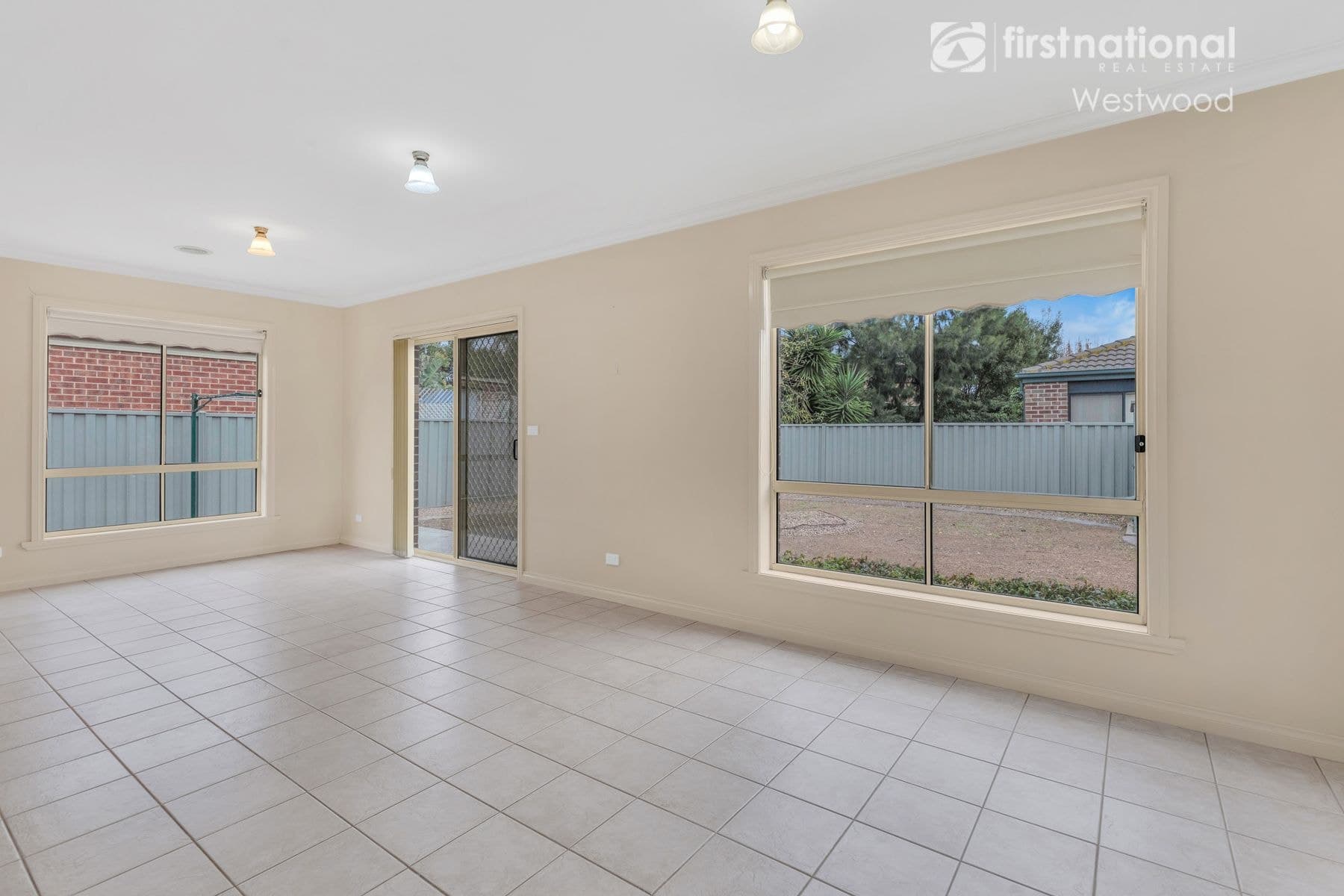 26 Giofches Crescent, Tarneit VIC 3029, Tarneit - Thumbnail 3