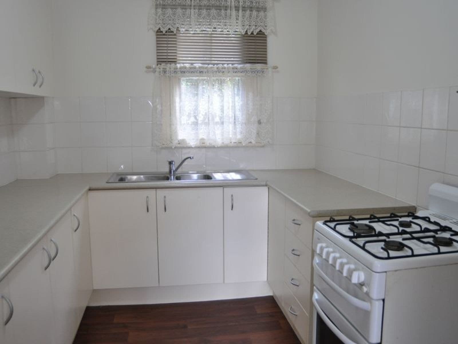 226 Peel Street, Bathurst NSW 2795, Bathurst - Thumbnail 4