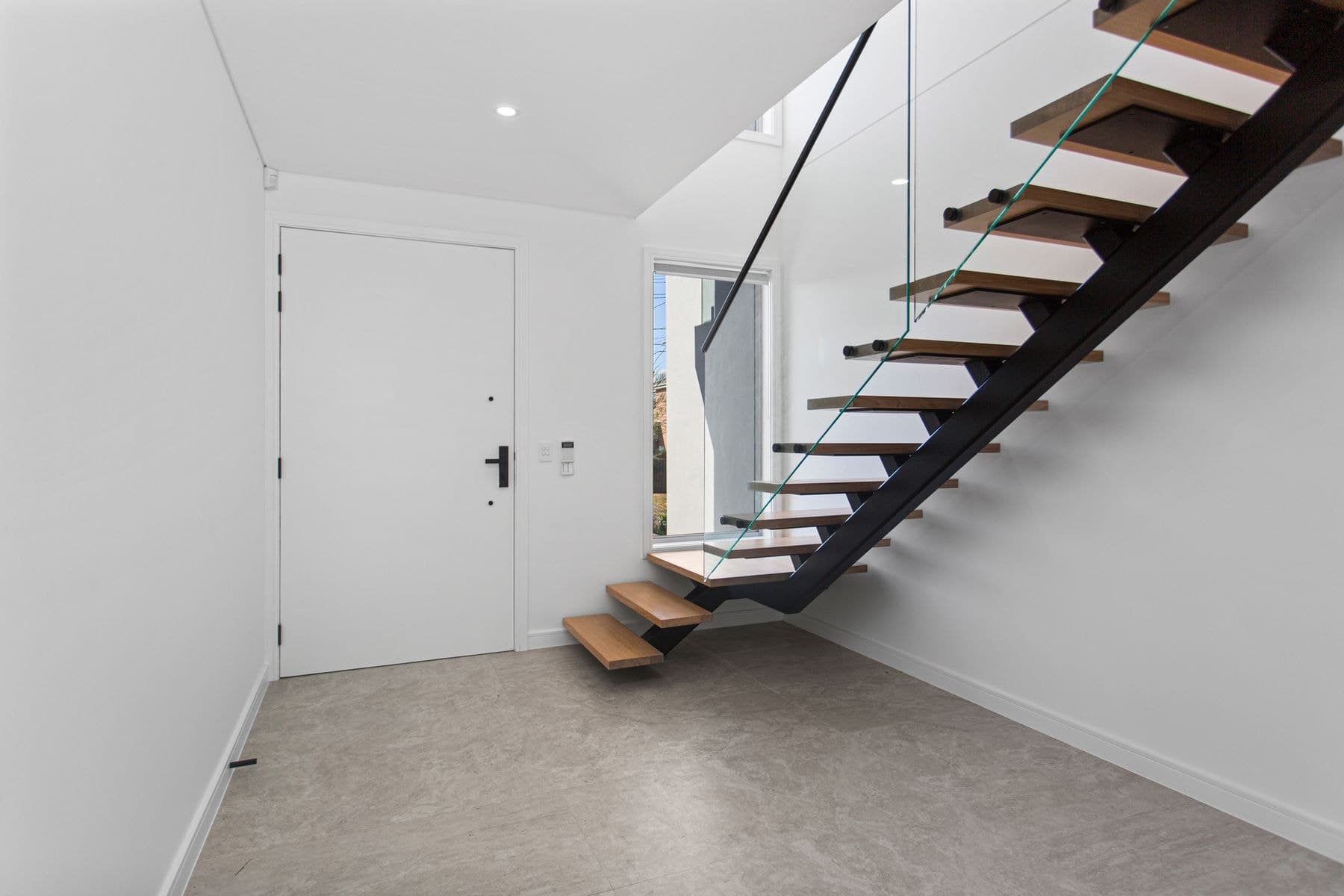 1B Tracey St, Revesby NSW 2212, Revesby - Thumbnail 2