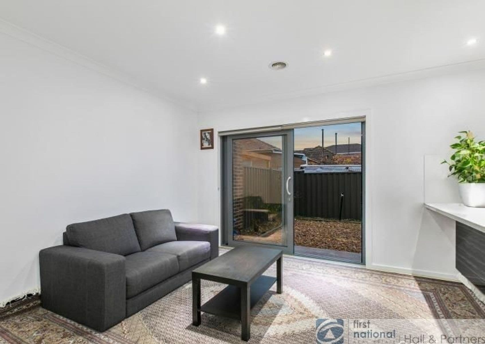 2/11-13 Frederick Street, Dandenong VIC 3175, Dandenong - Thumbnail 4