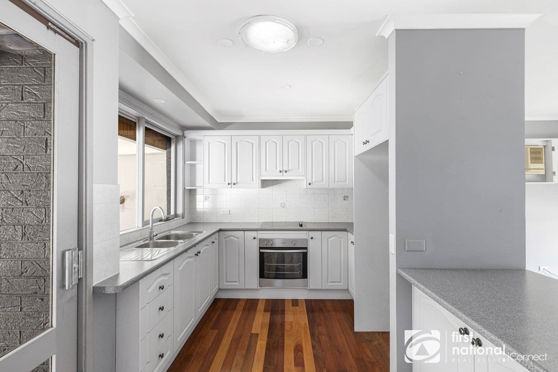 4 Harpur Cr, South Windsor NSW 2756, South Windsor - Thumbnail 2