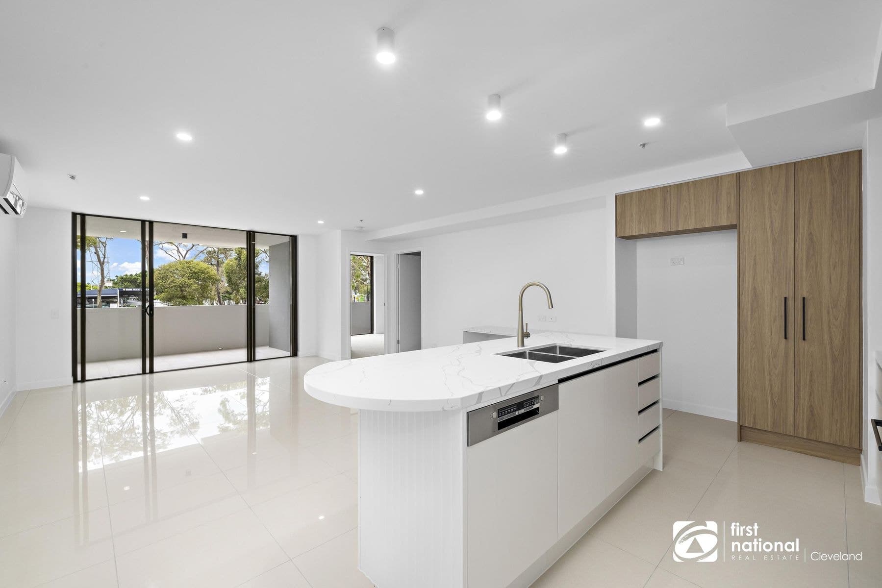 4/6 White Street, Victoria Point QLD 4165, Victoria Point - Image 1