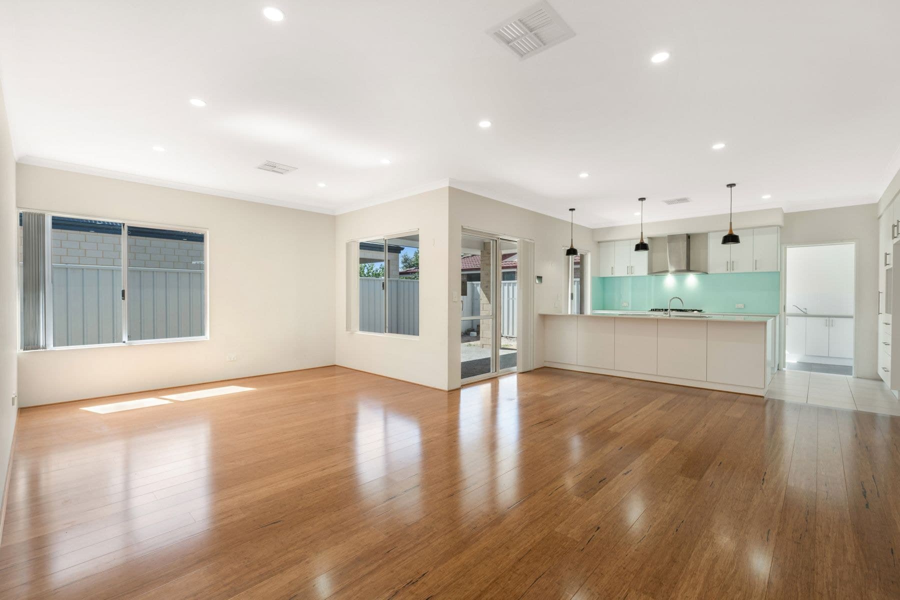 41 Findlay Road, Leeming WA 6149, Leeming - Thumbnail 4