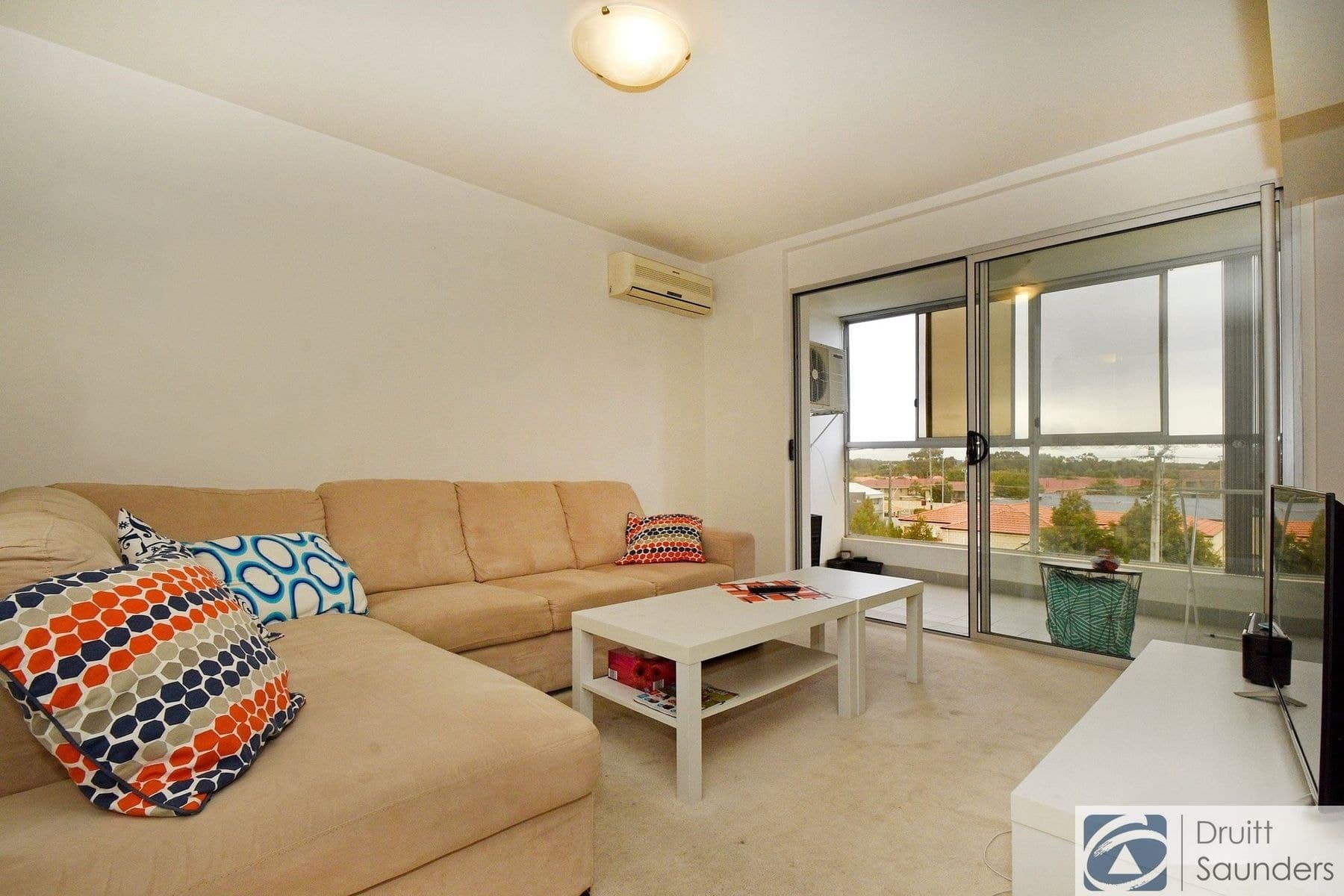 24/40 Pollard Street, Glendalough WA 6016, Glendalough - Image 1