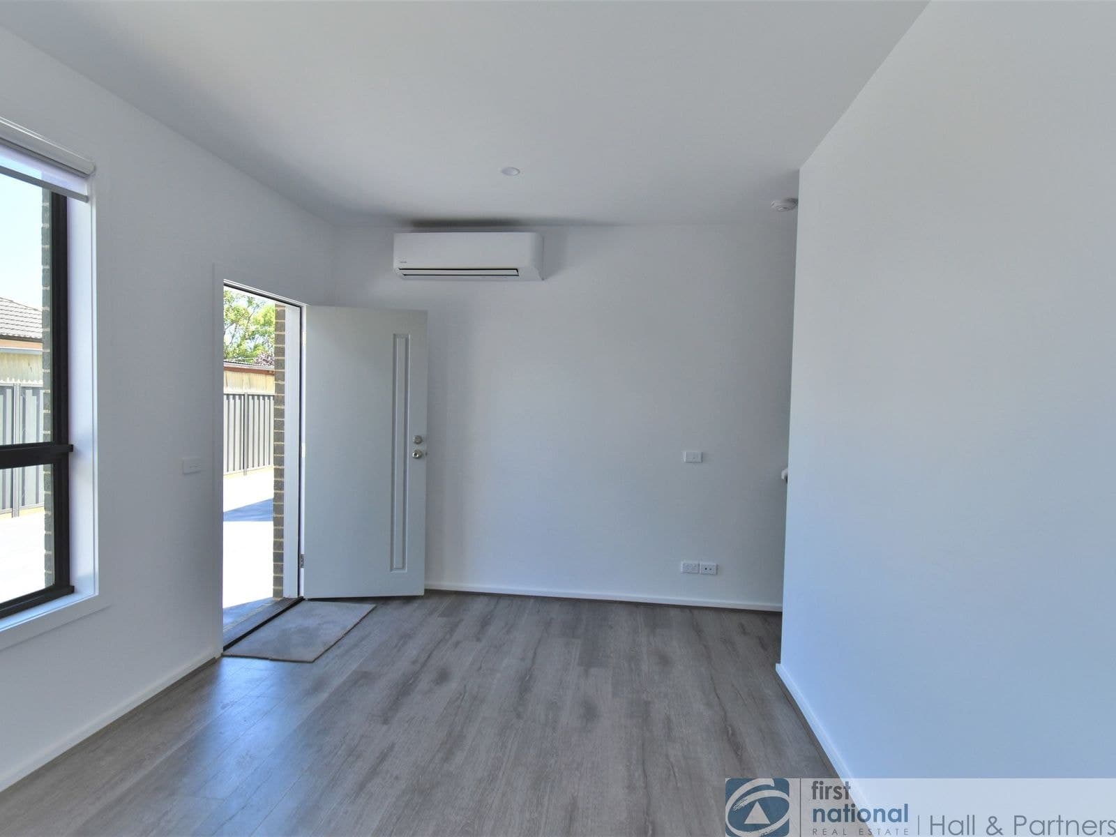 2/19 Matipo Street, Doveton VIC 3177, Doveton - Thumbnail 3