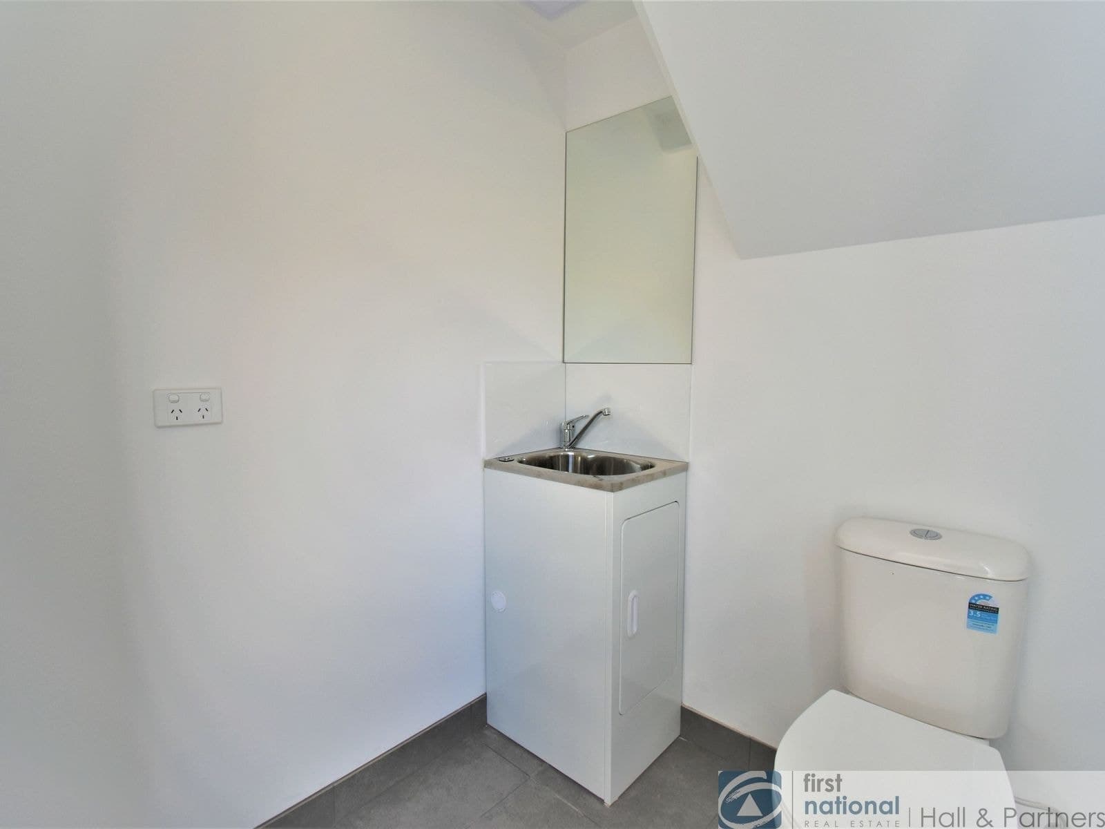 2/19 Matipo Street, Doveton VIC 3177, Doveton - Thumbnail 8