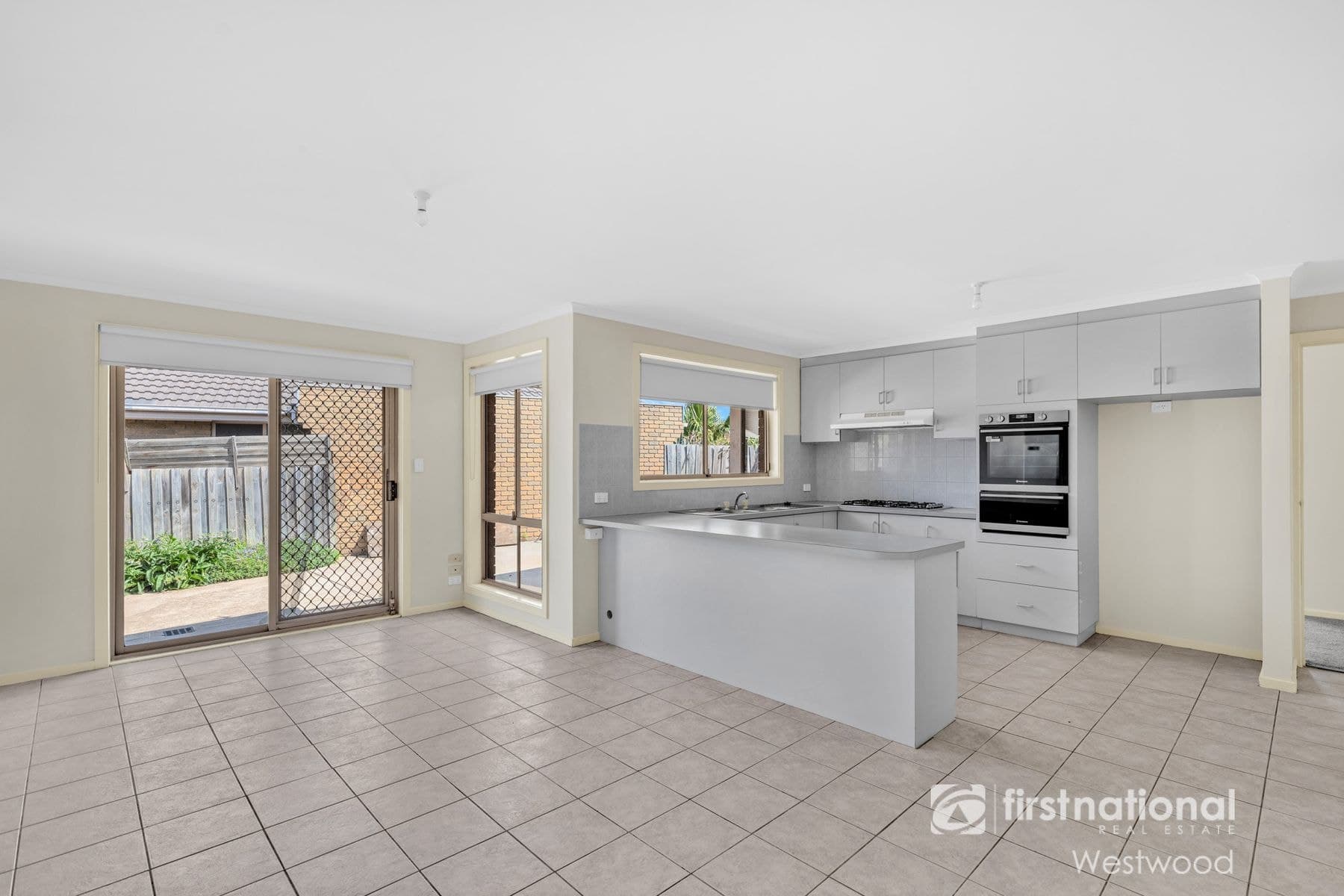 3 Buckhurst Way, Hoppers Crossing VIC 3029, Hoppers Crossing - Thumbnail 2