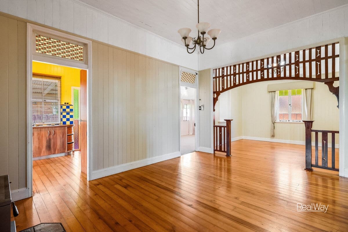 8 Loudon Street, South Toowoomba QLD 4350, South Toowoomba - Thumbnail 5