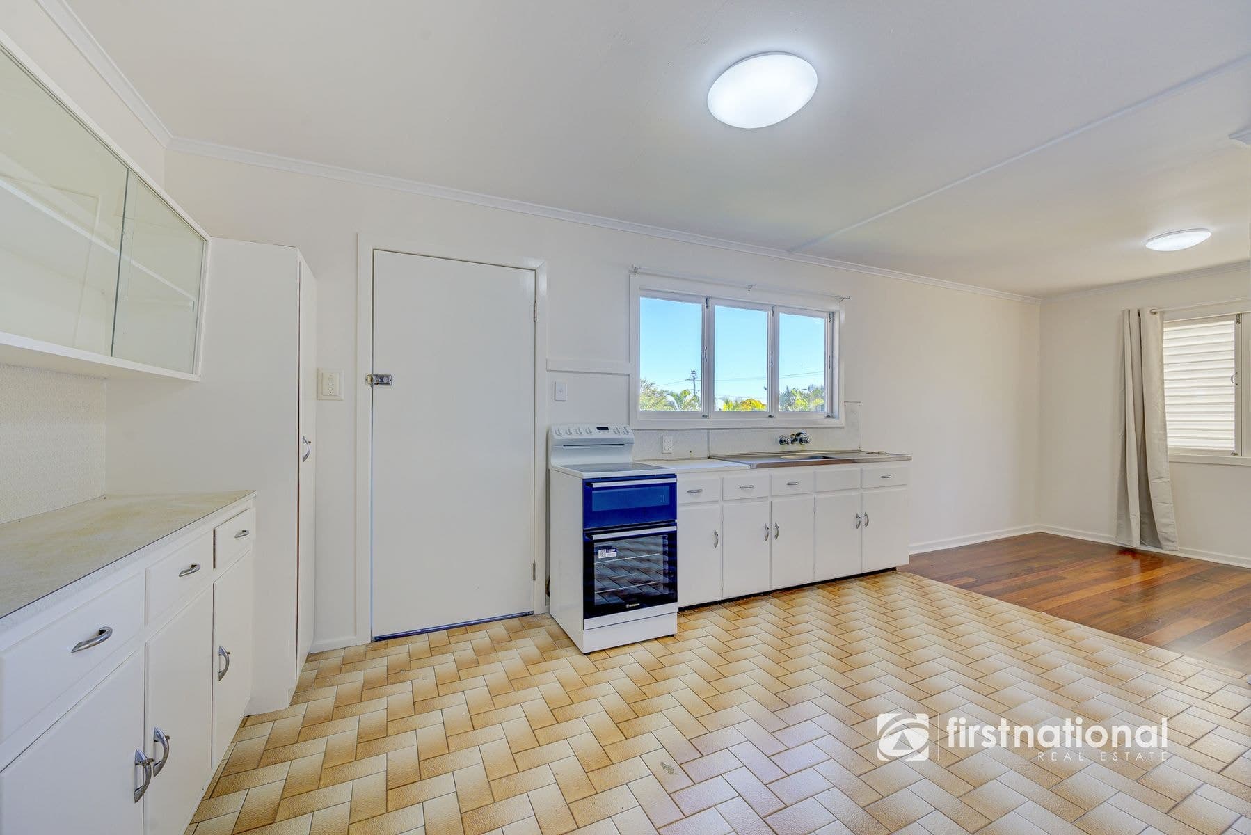 2 Maynard Street, Avenell Heights QLD 4670, Avenell Heights - Thumbnail 7